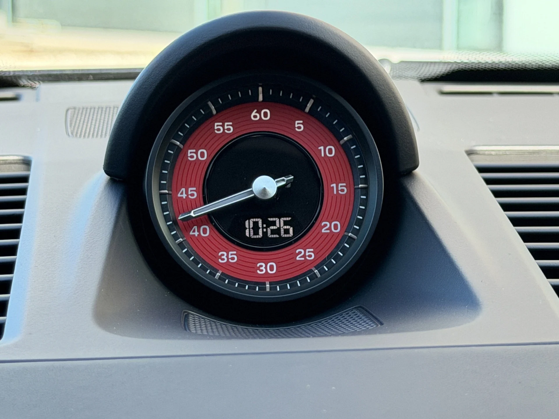 mph023_928595689_c4490f564e0b154d149d7c7d4be35e92x_5b75bcfa79