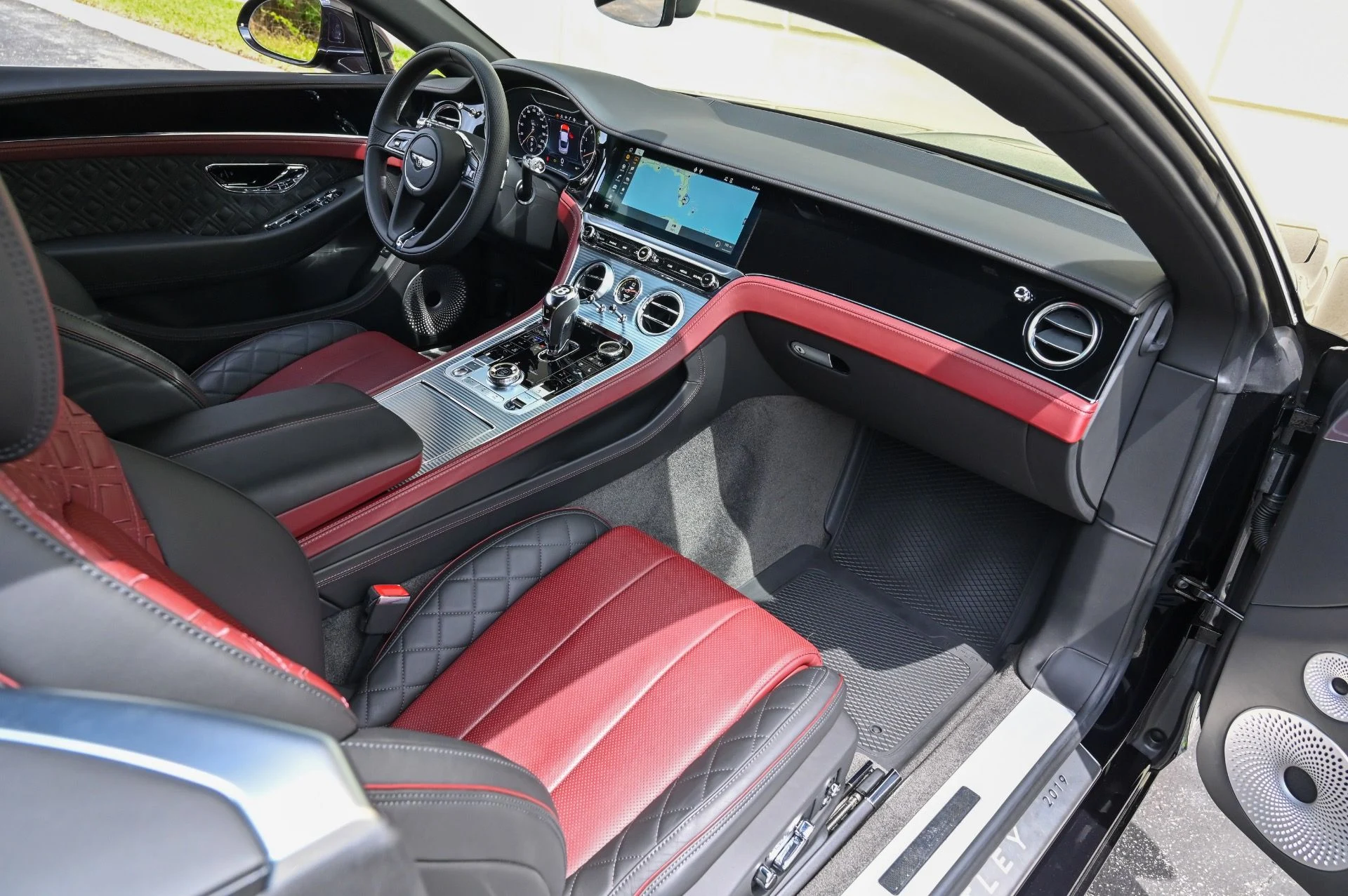 mph023_930849580_Used_2020_Bentley_Continental_GT_V8_1740771014_a6f0fe4ed3