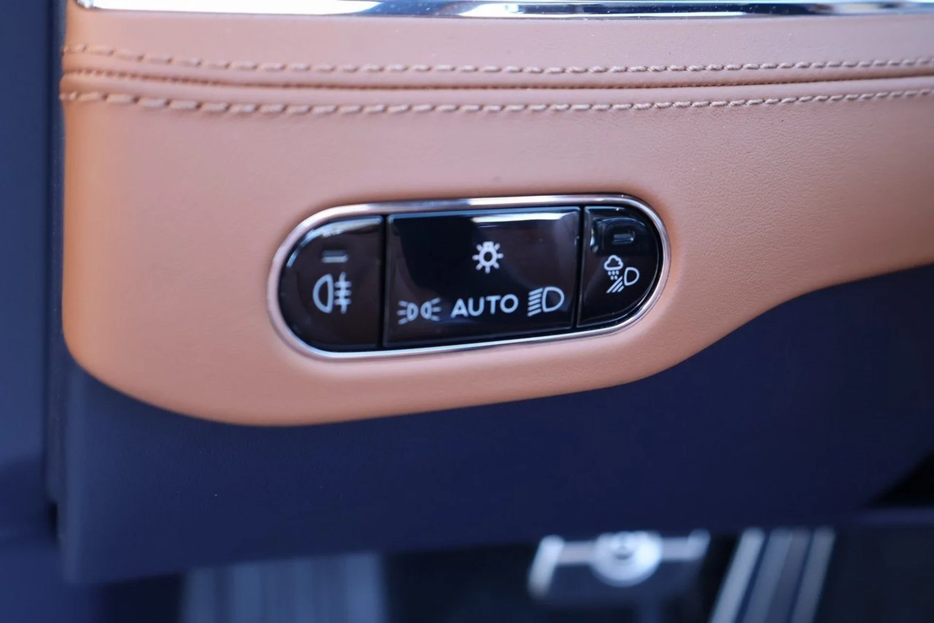 mph023_931641785_24_041e10c003