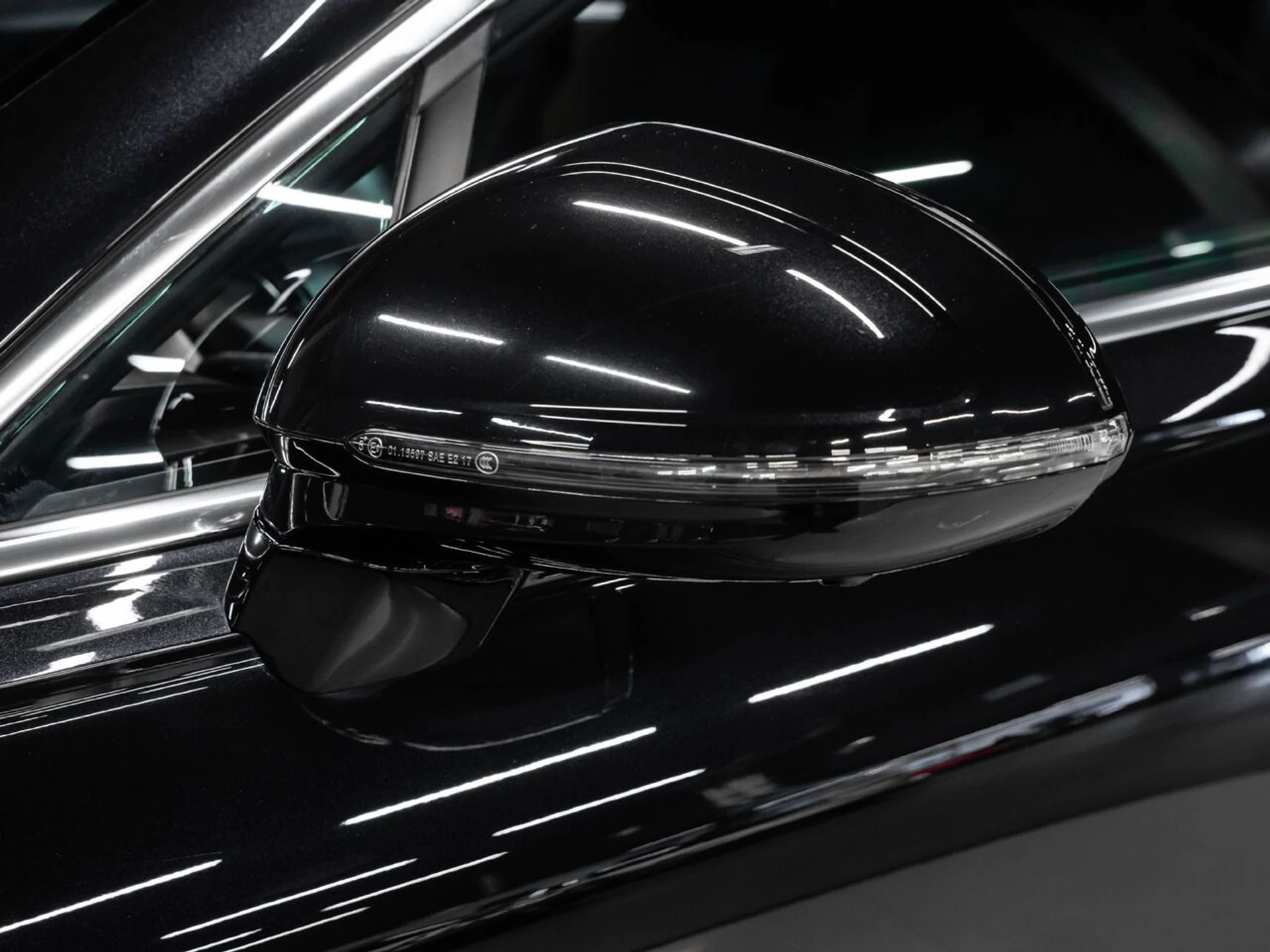 mph023_93370722_bentley_continental_2022_b0084088e8