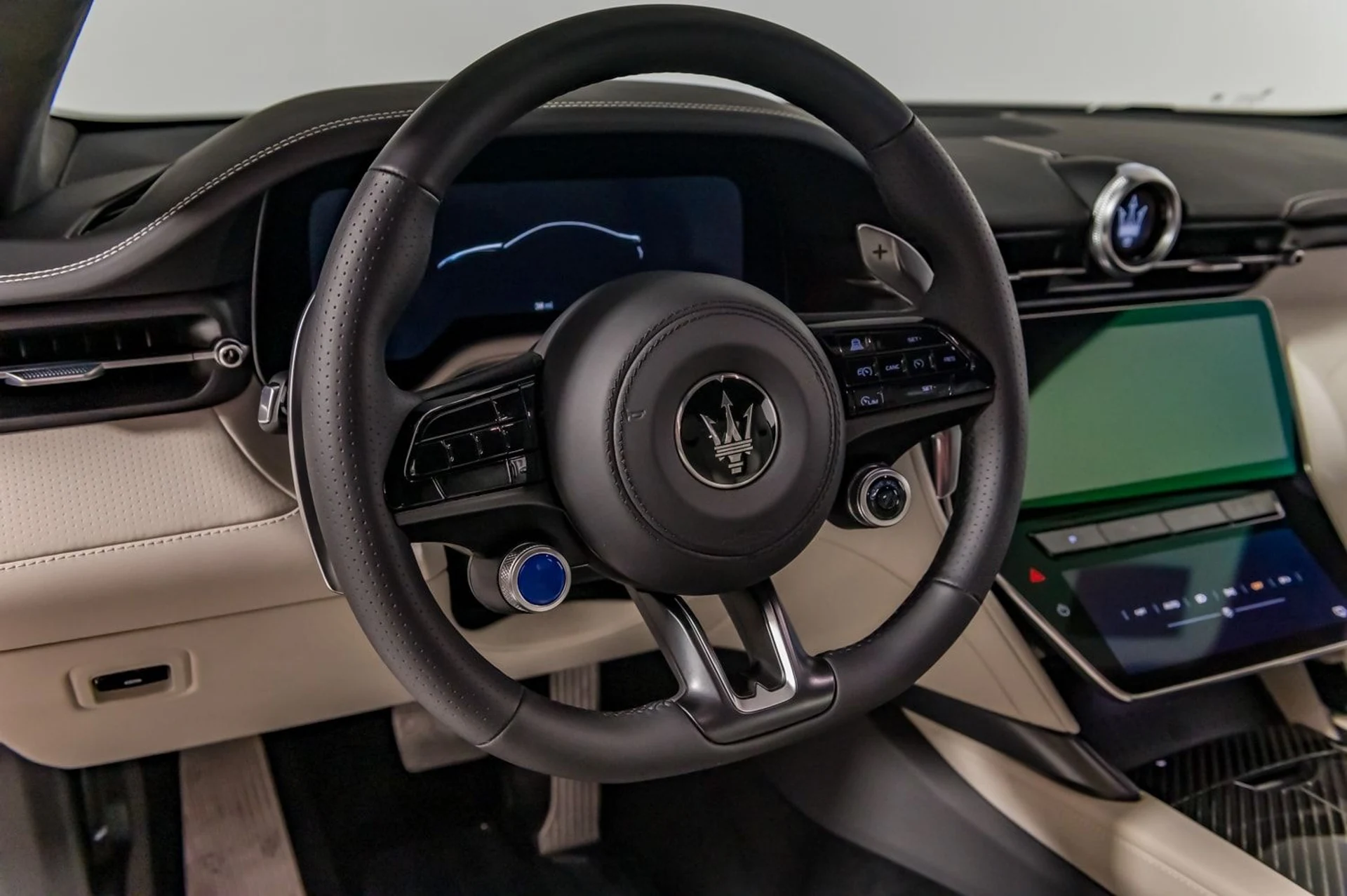 mph023_935785973_aff013b6116741de96bf16399a88e548_dd868063d4