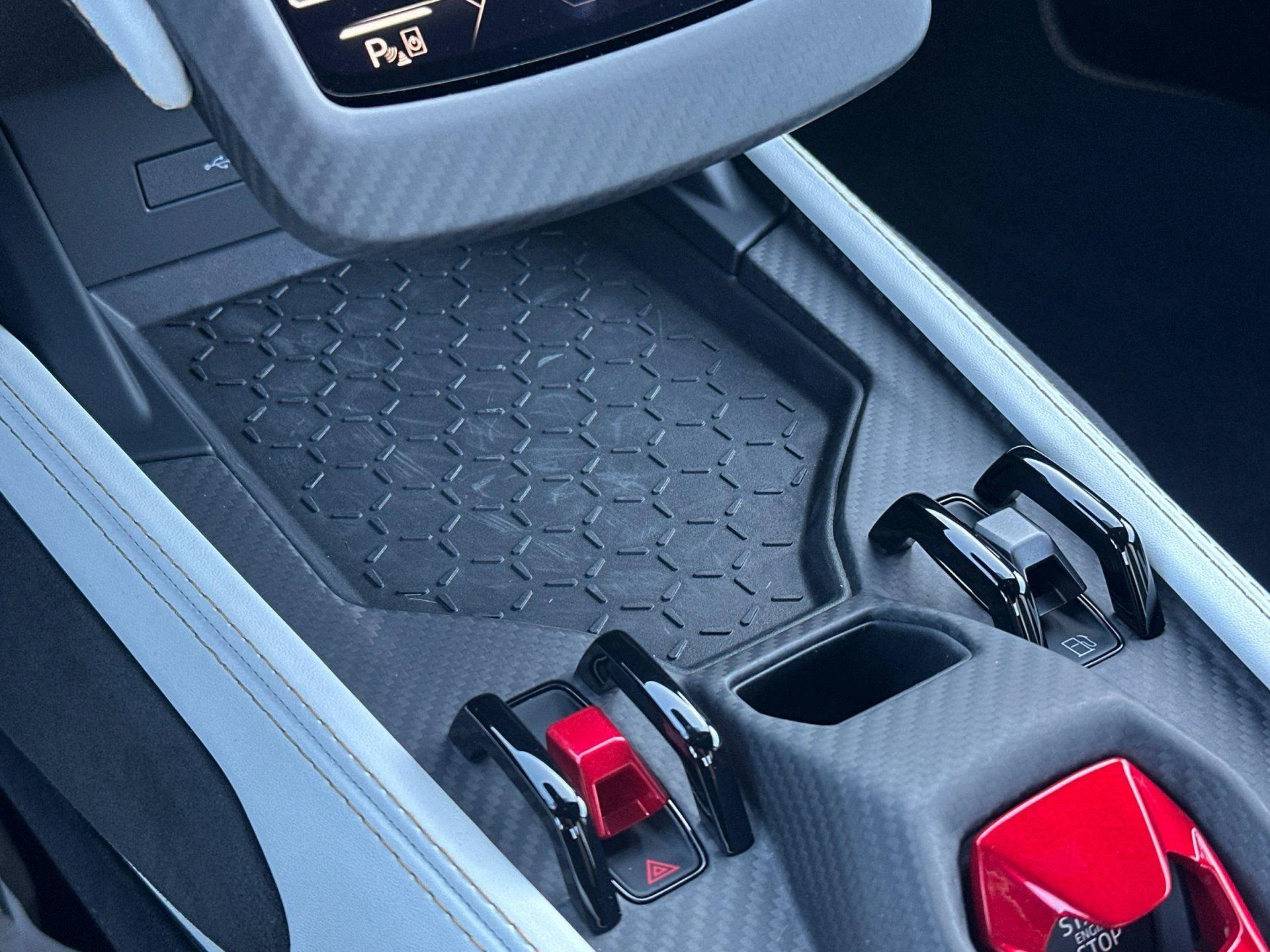 mph023_938186544_New_2026_Lamborghini_Revuelto_1776759416_0cfbbe9014