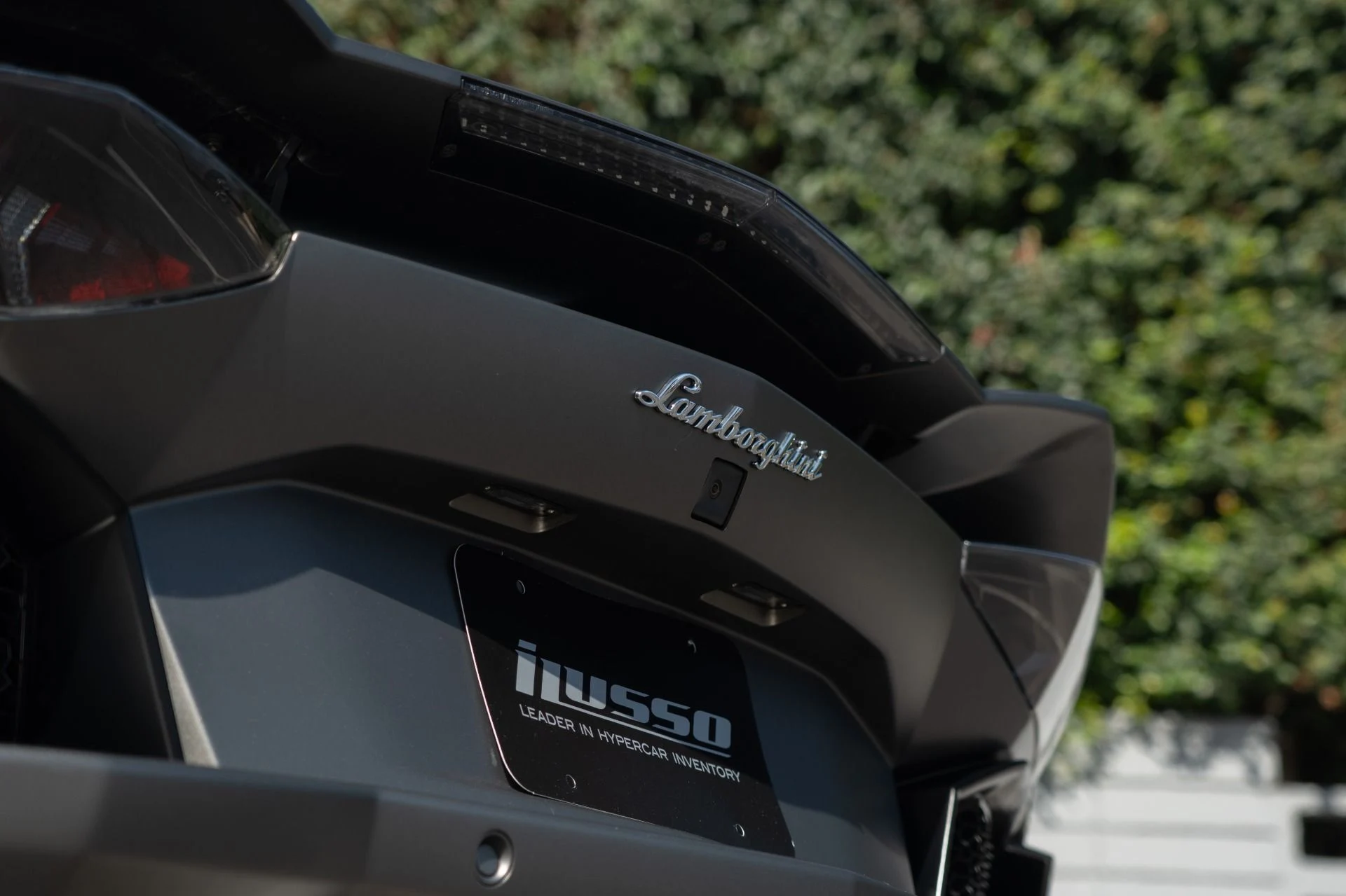 mph023_939264987_Used_2015_Lamborghini_Aventador_LP_700_4_1765325757_843239d8d0