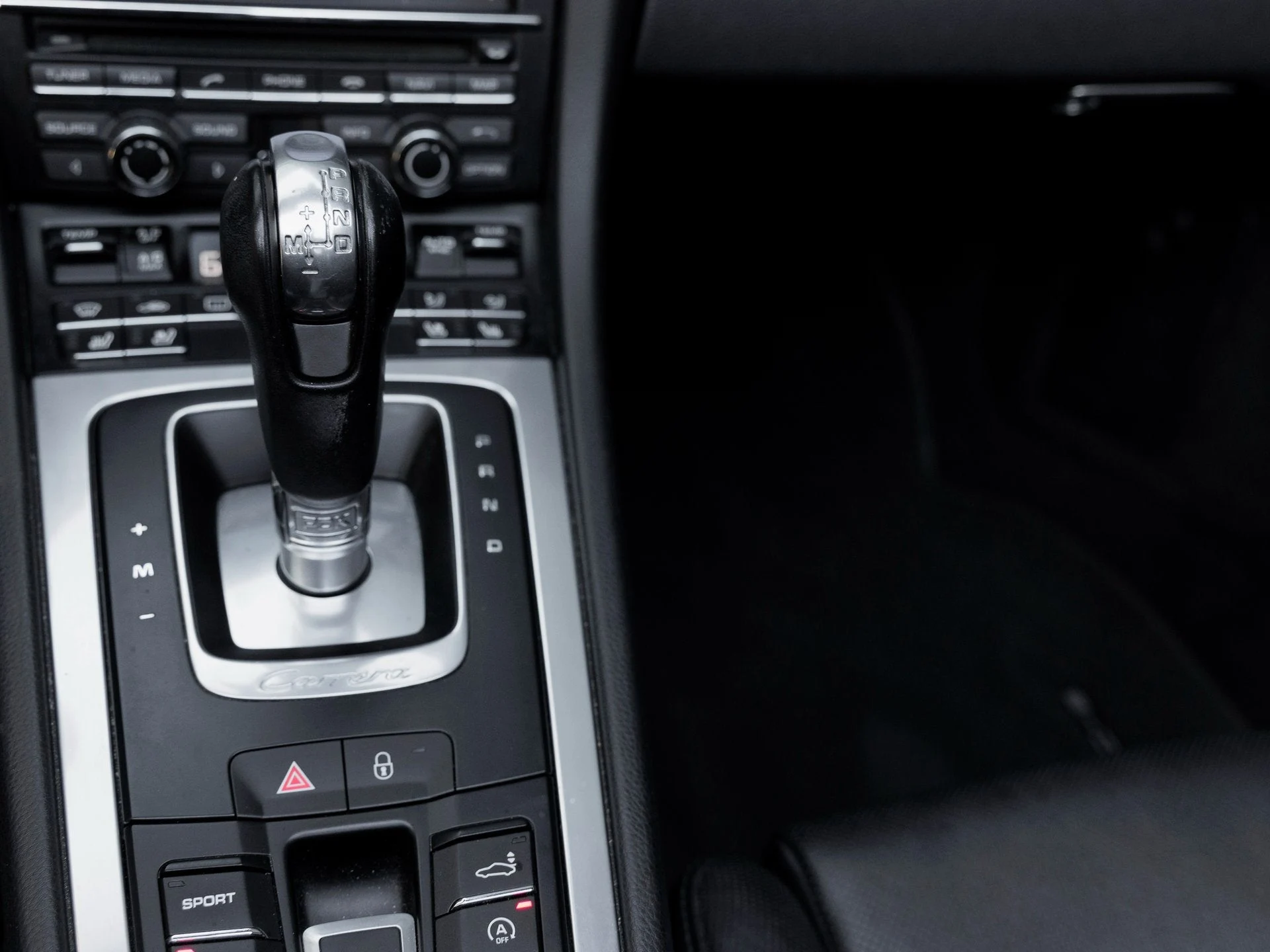 mph023_939559320_24_606121b5cb