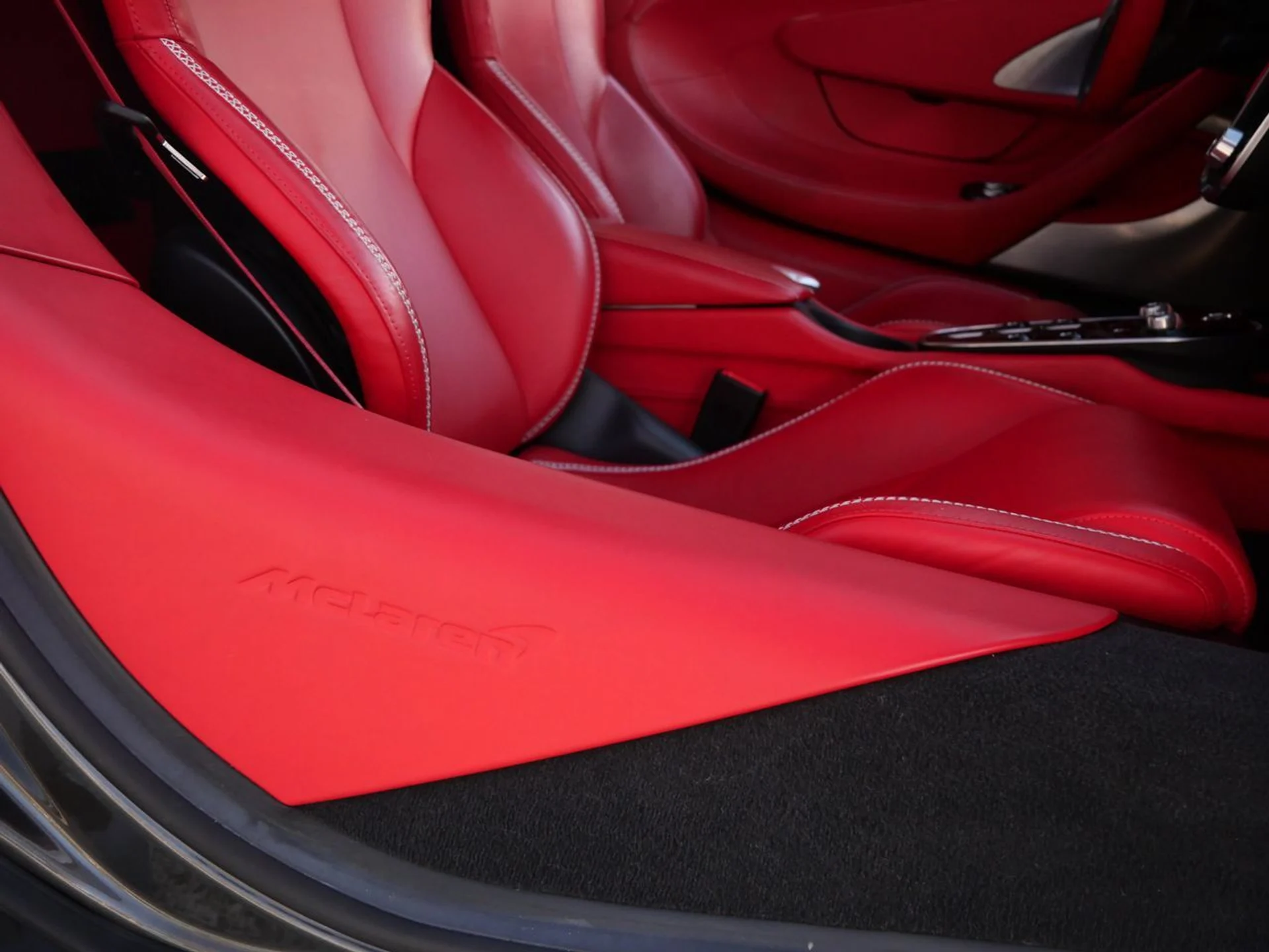 mph023_94098808_84c13aff129ca4b4d21e34911d3f67ffx_810919dc2e