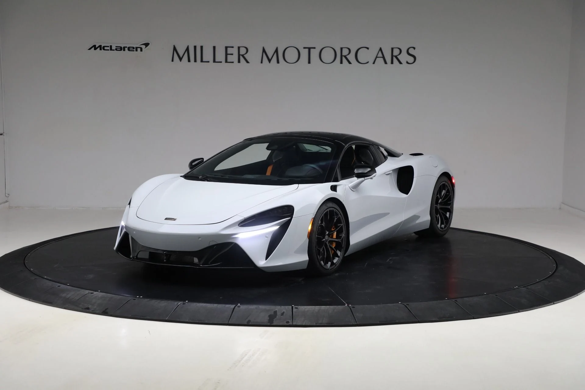 mph023_946077914_New_2025_Mc_Laren_Artura_Spider_Tech_Lux_42da2253ee