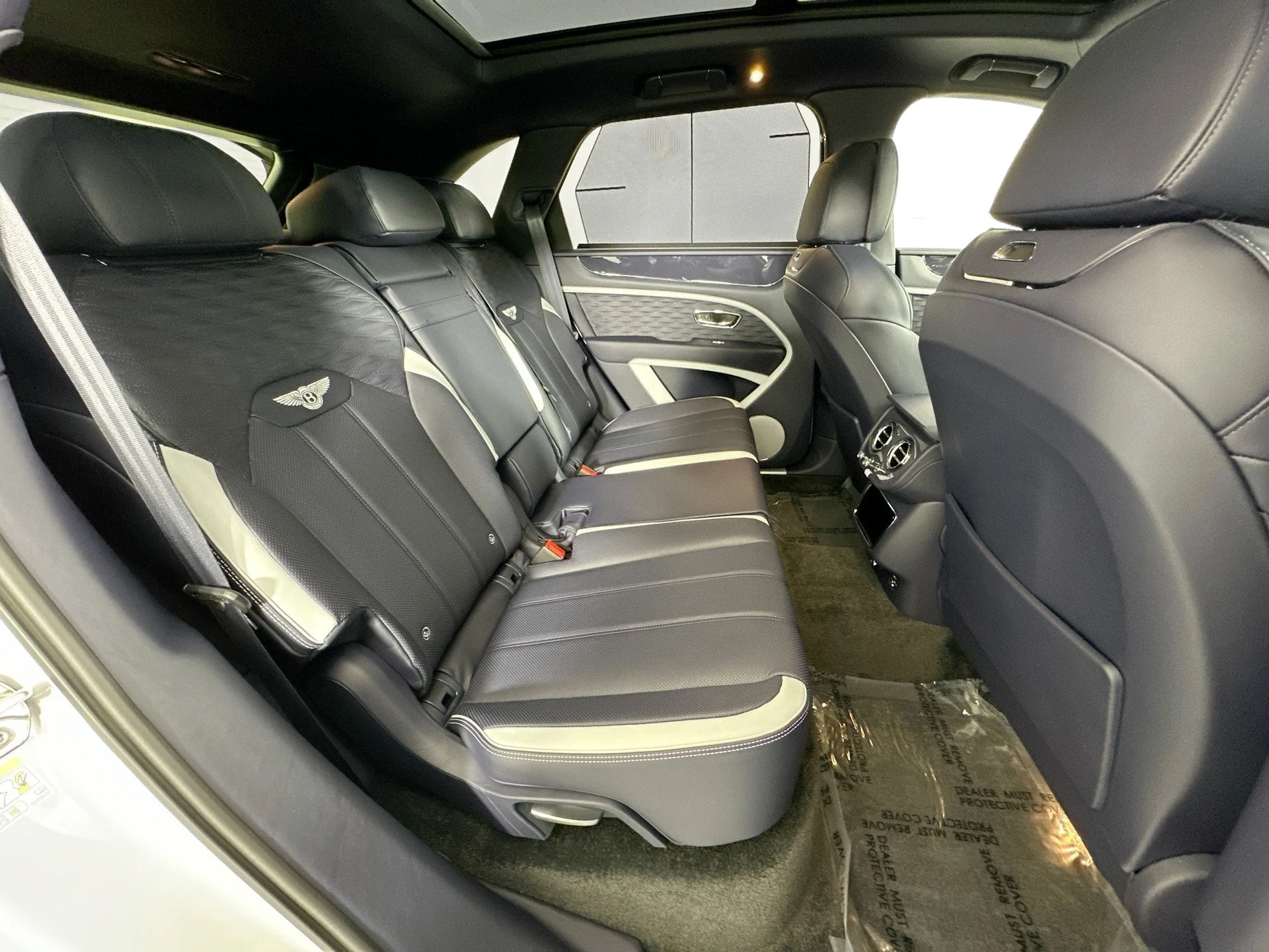 mph023_956466175_24_5da5306494