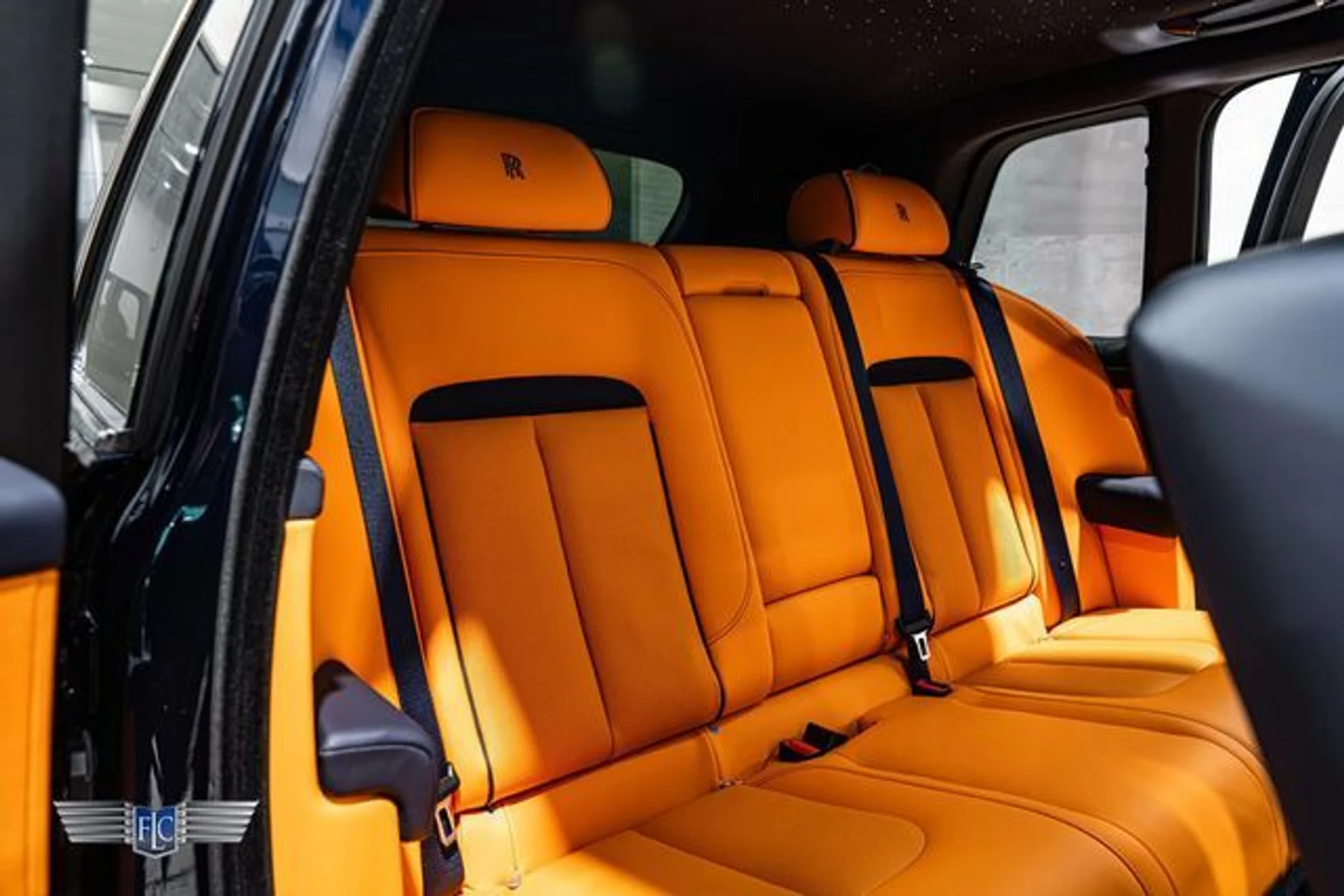 mph023_959066159_used_2023_rolls_royce_cullinan_sportutility_9689_23087189_28_640_052ba911fd