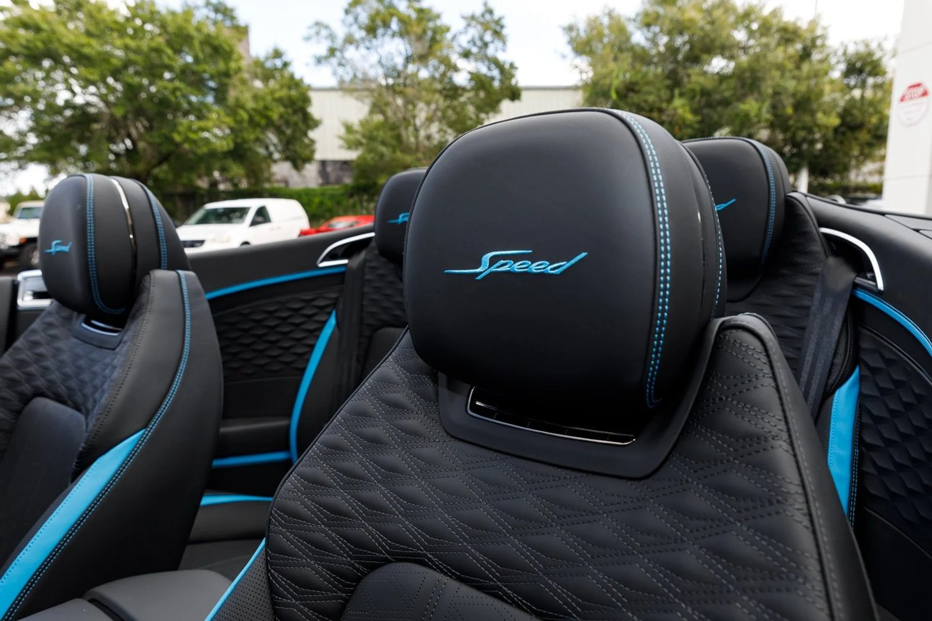 mph023_959824245_d1e72e4842b1806b0bad7e54f5975cb1x_8421fb0327