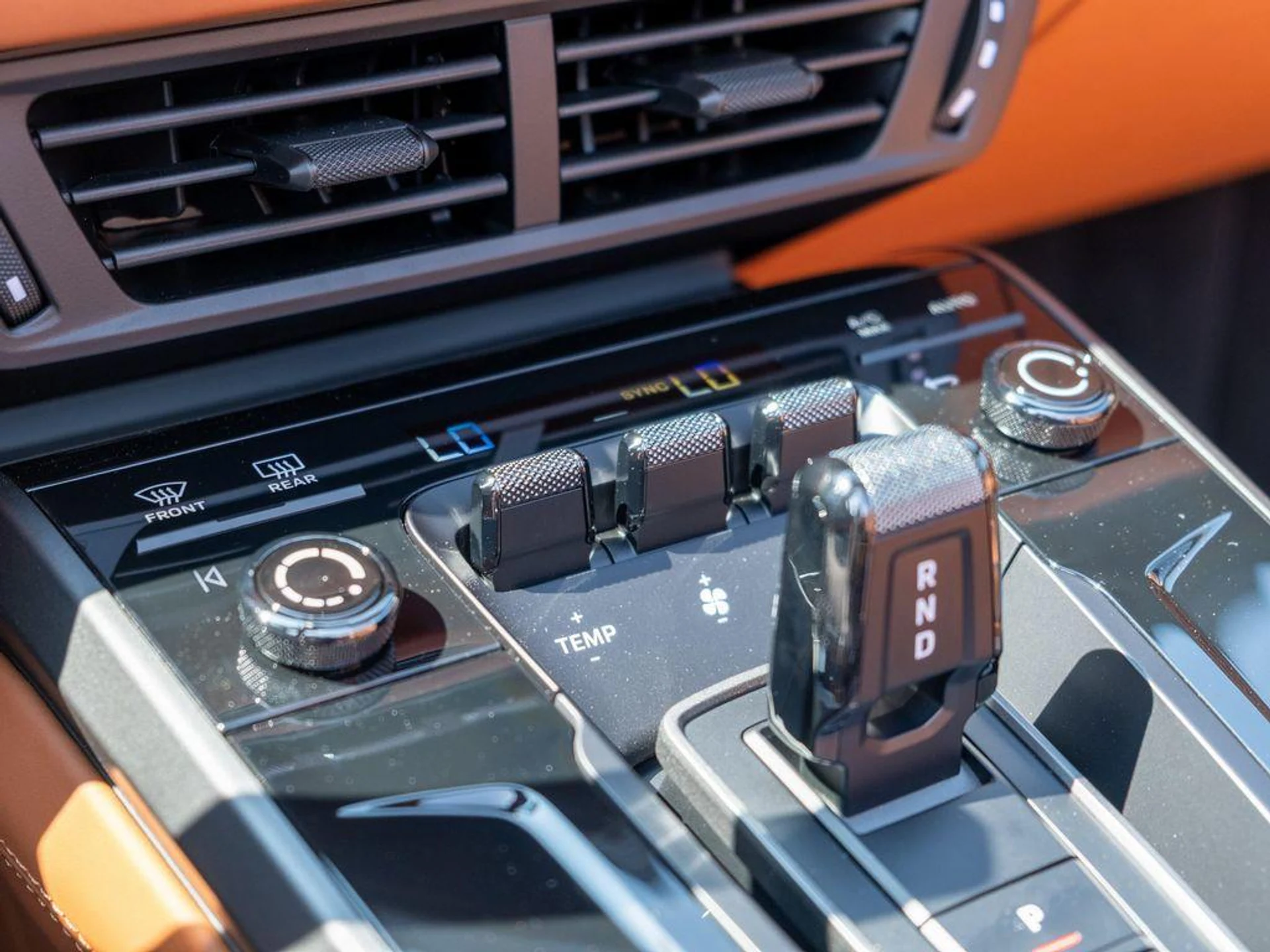 mph023_961920005_F15_JO_Ro_Esn1_L7_Iuf_XC_Tze92he_Ew_26718ad5c9