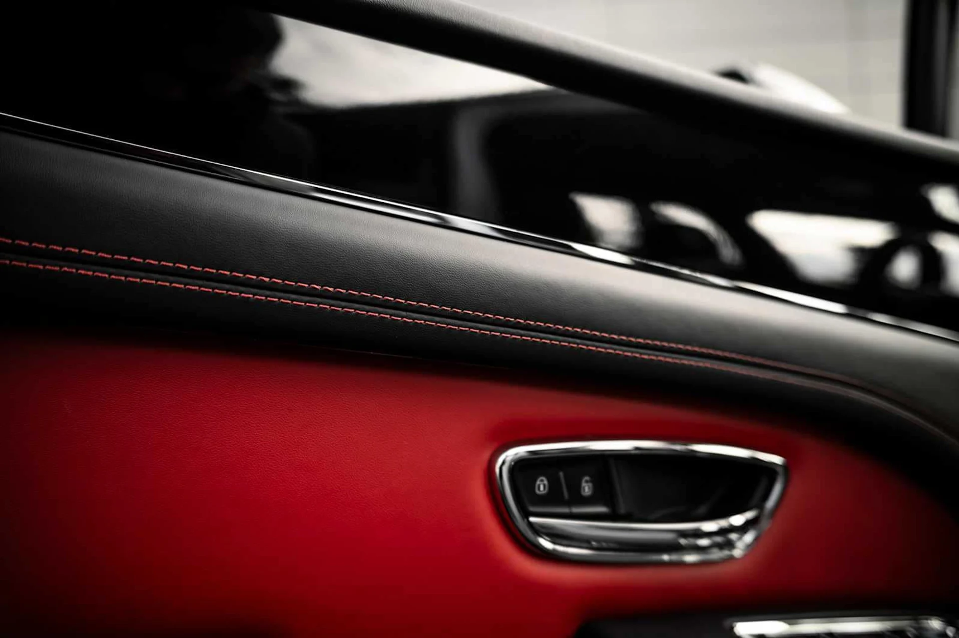 mph023_963504644_eea3c8f3c4037820725c686ac798009fx_2d8b8f42cf