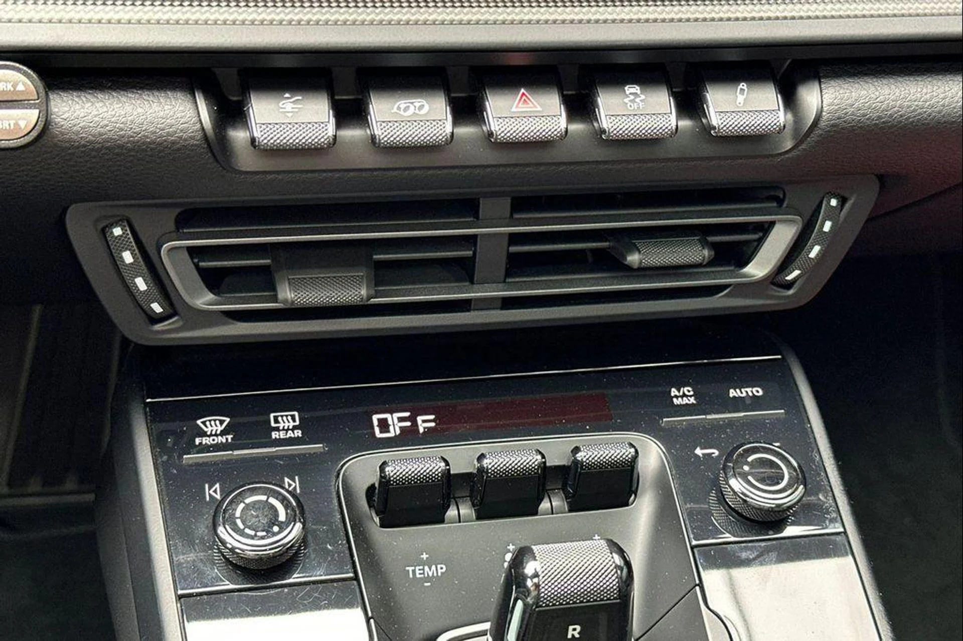 mph023_964004878_y_K1tv_T1_Phiws1y_Oe_LII_Pim_QHH_0_1a99b0f80d