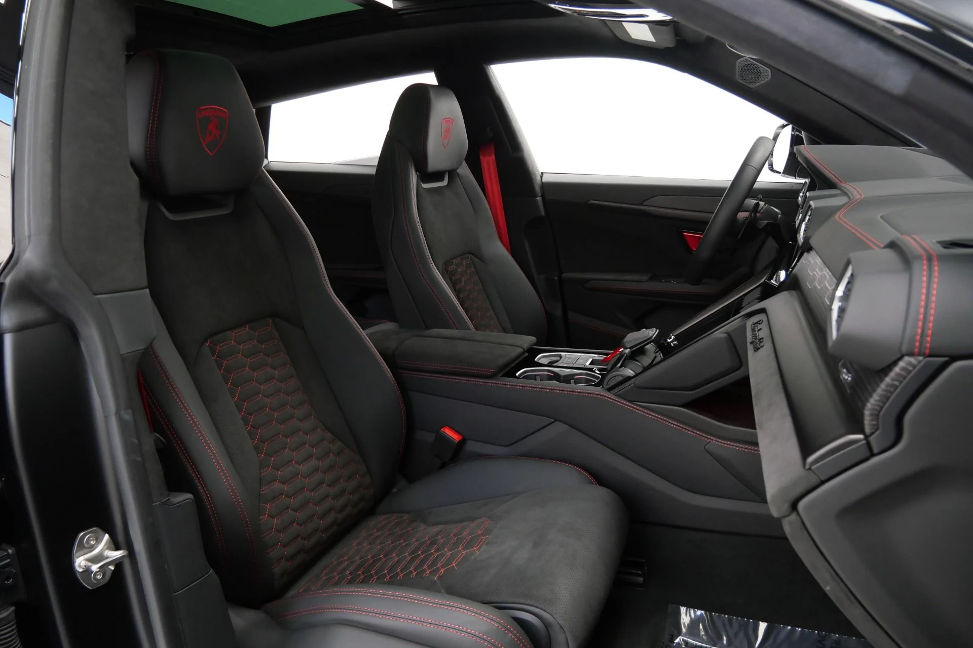 mph023_964075778_Used_2024_Lamborghini_Urus_S_318_K_MSRP_Very_Low_Miles_Loaded_1776956814_07f5aec300