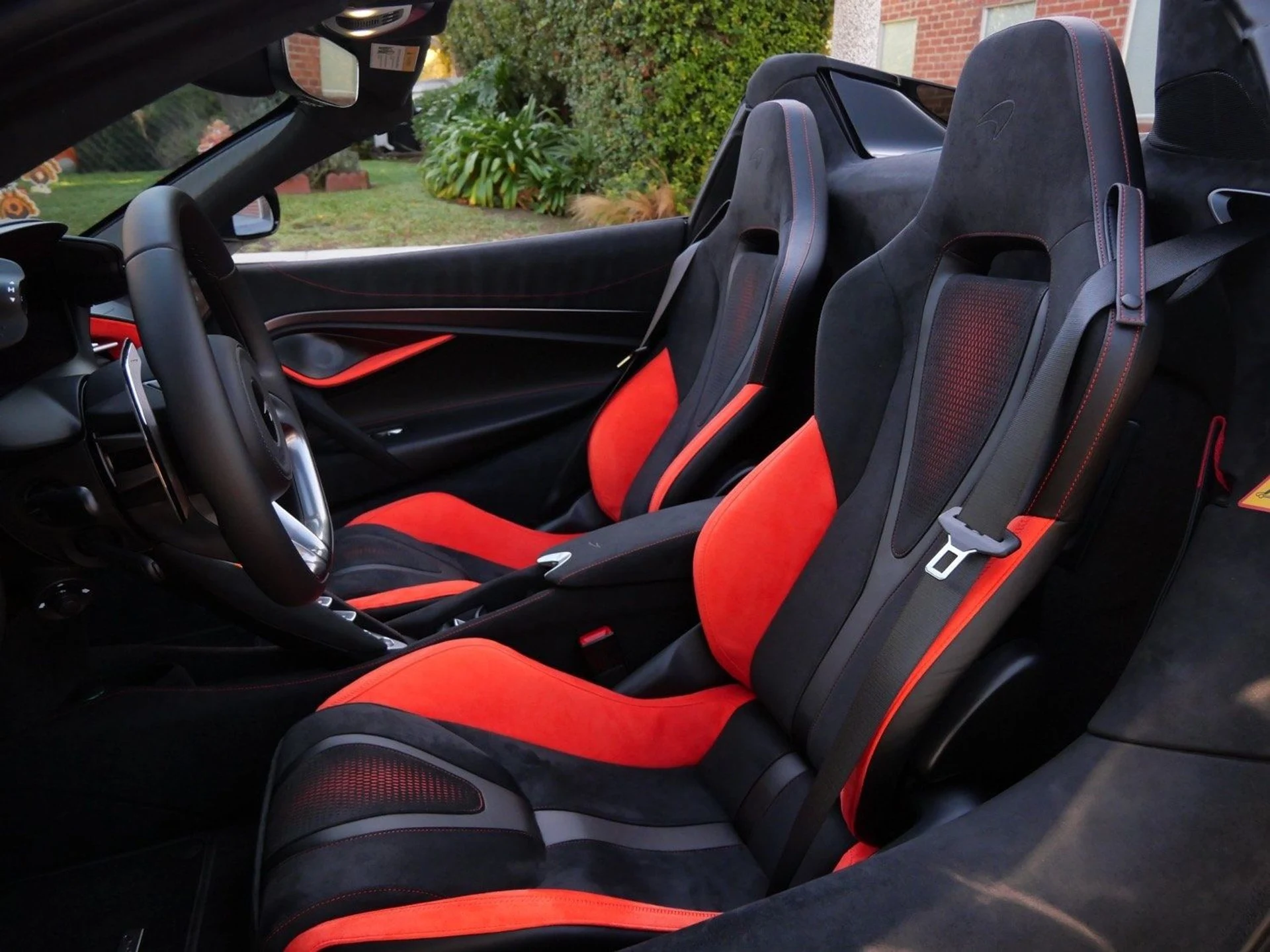 mph023_964384458_29edaea39a9c86c58df7d0d1034ed825x_a6e23c6bf7