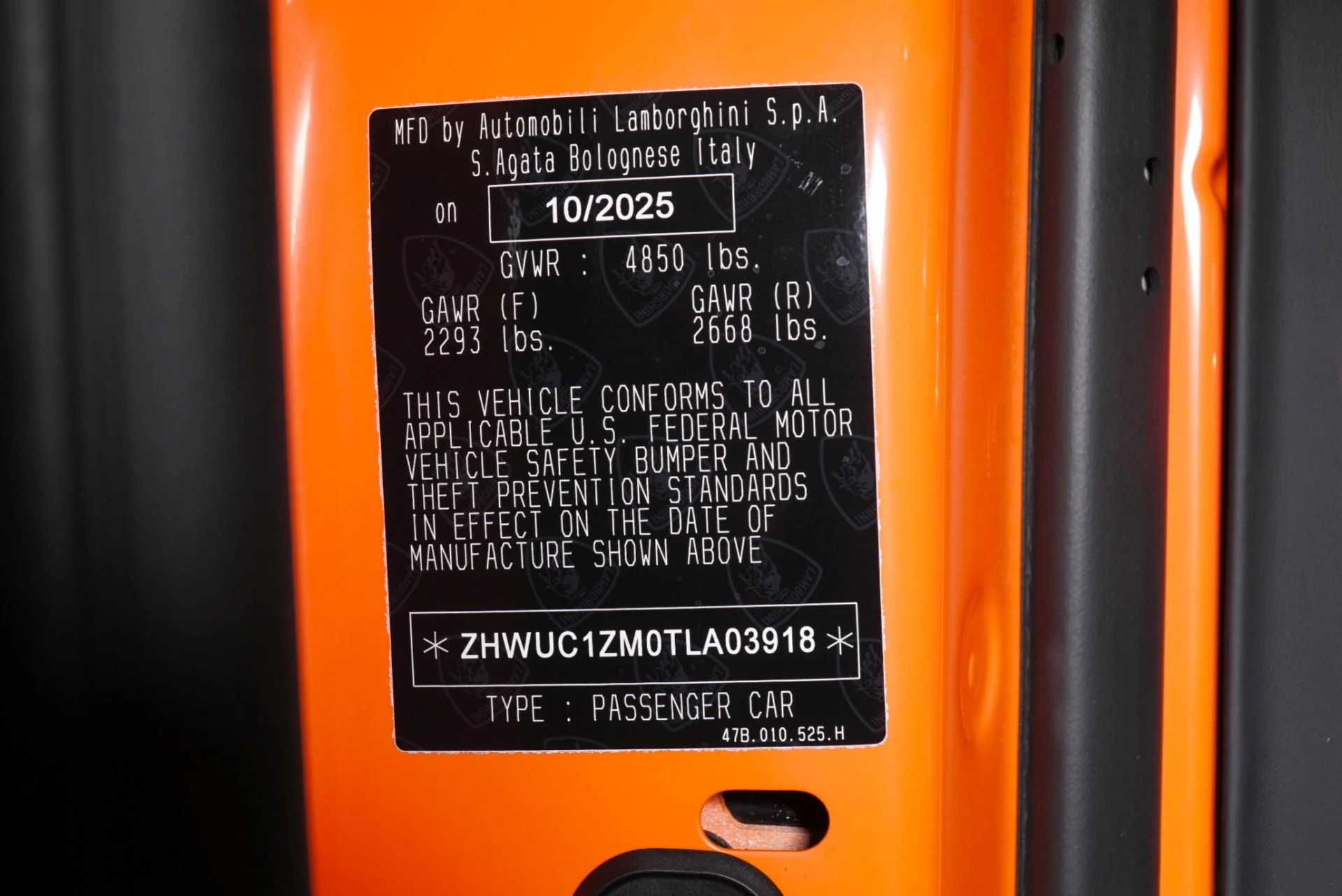 mph023_968315020_New_2026_Lamborghini_Revuelto_1772732462_f162a863ab