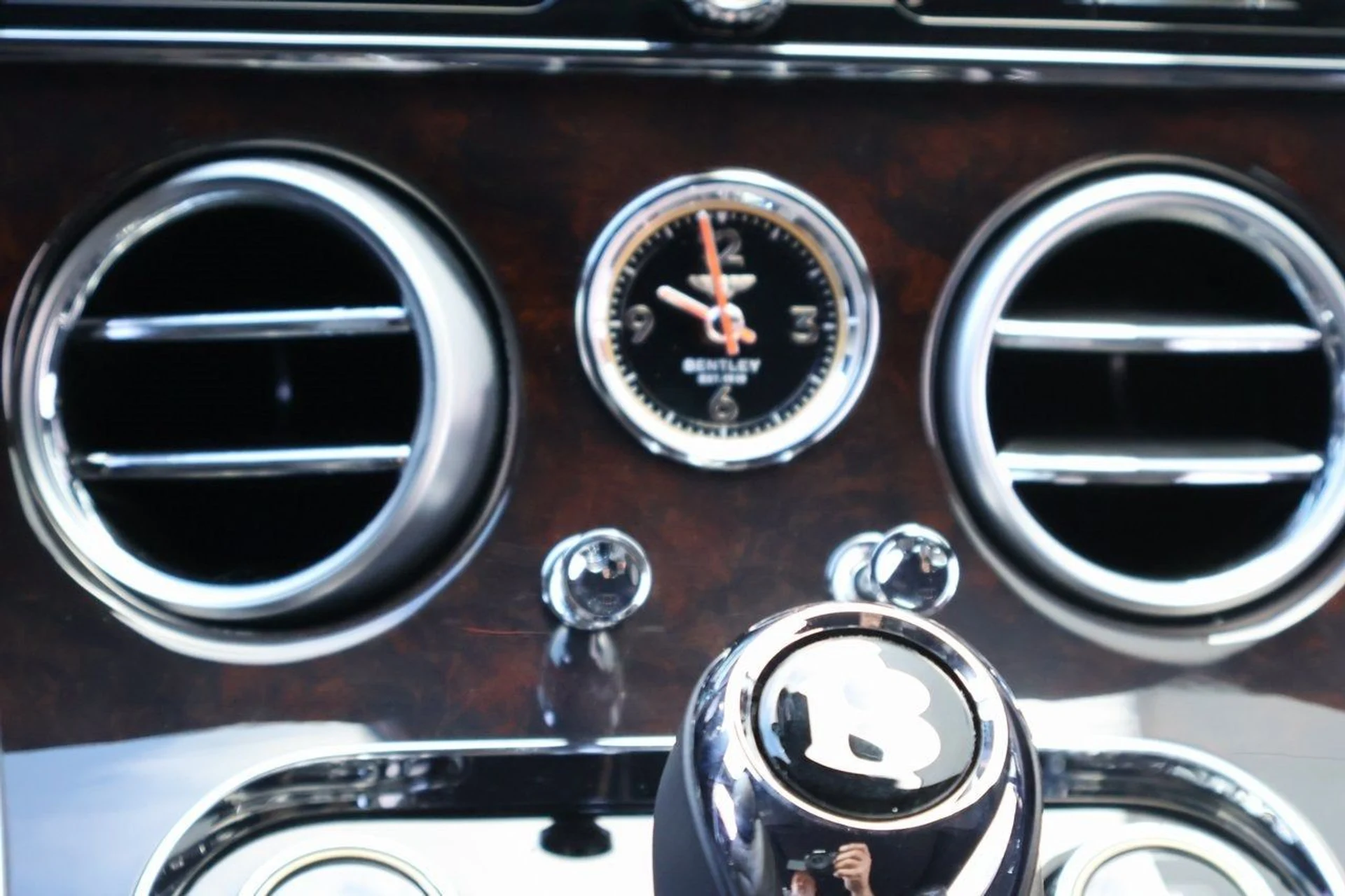 mph023_974366946_24_f36825157f