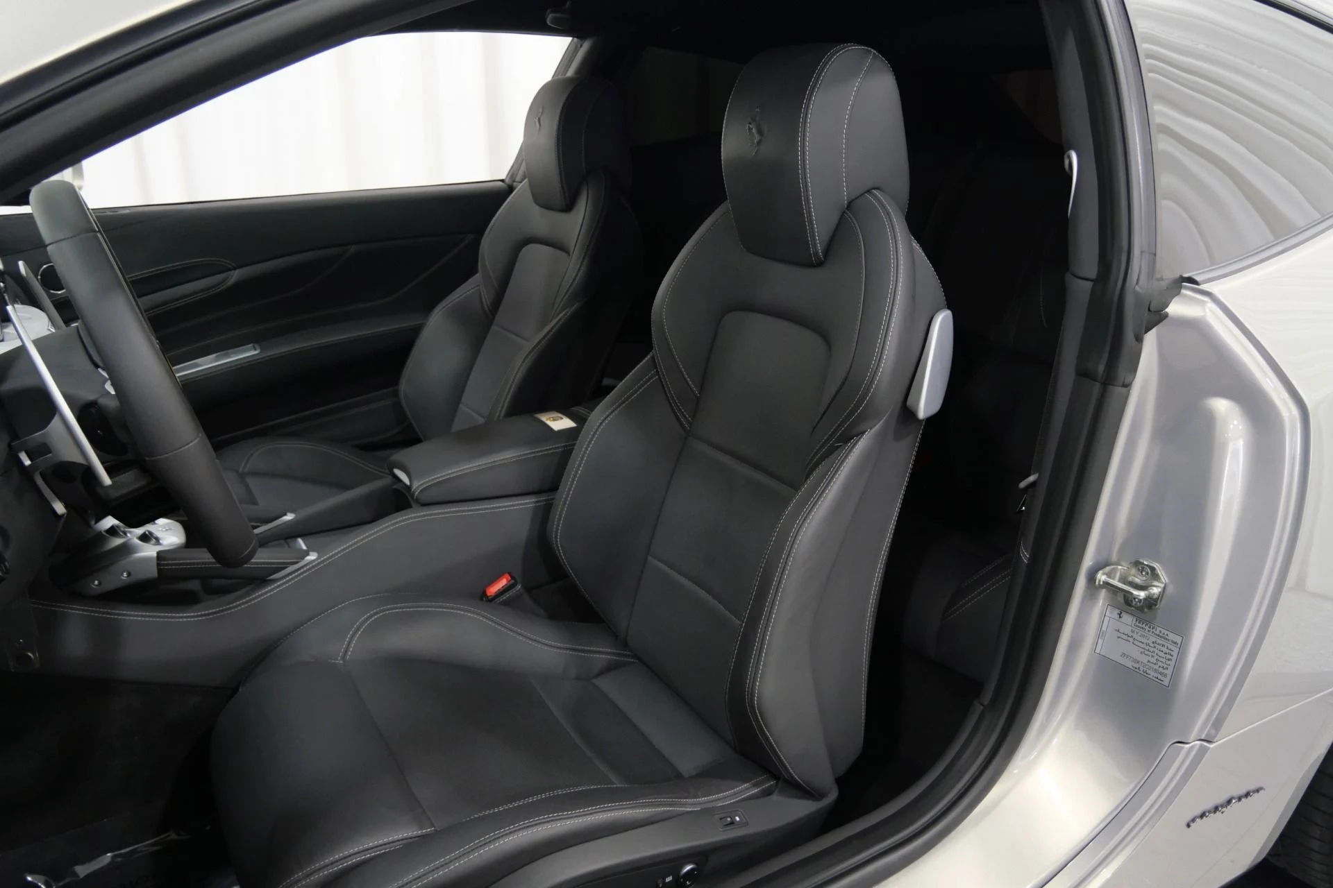 mph023_980063934_Used_2012_Ferrari_FF_UAE_Edition_1762196572_9614b85609