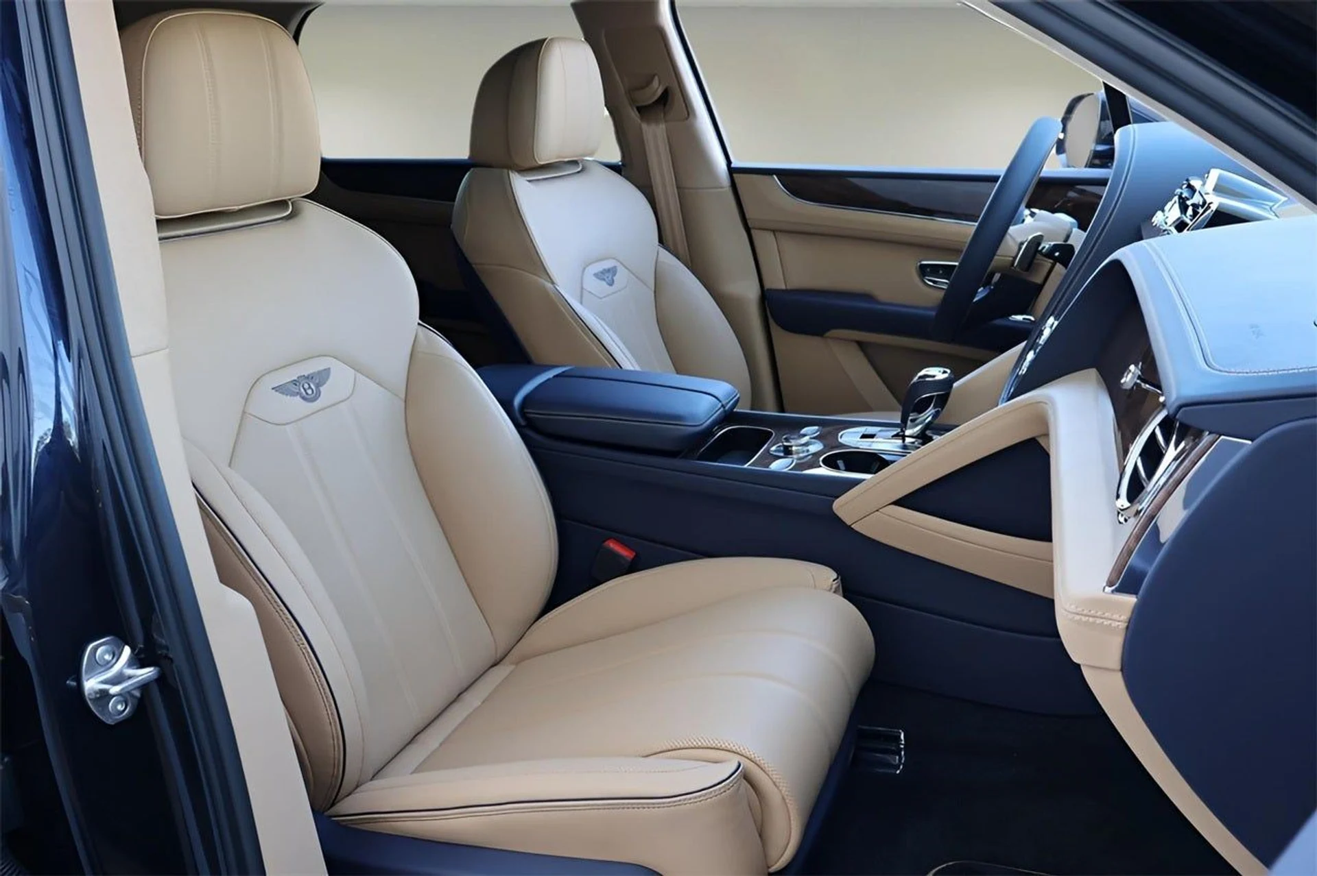 mph023_982807821_24_af3cef10ce