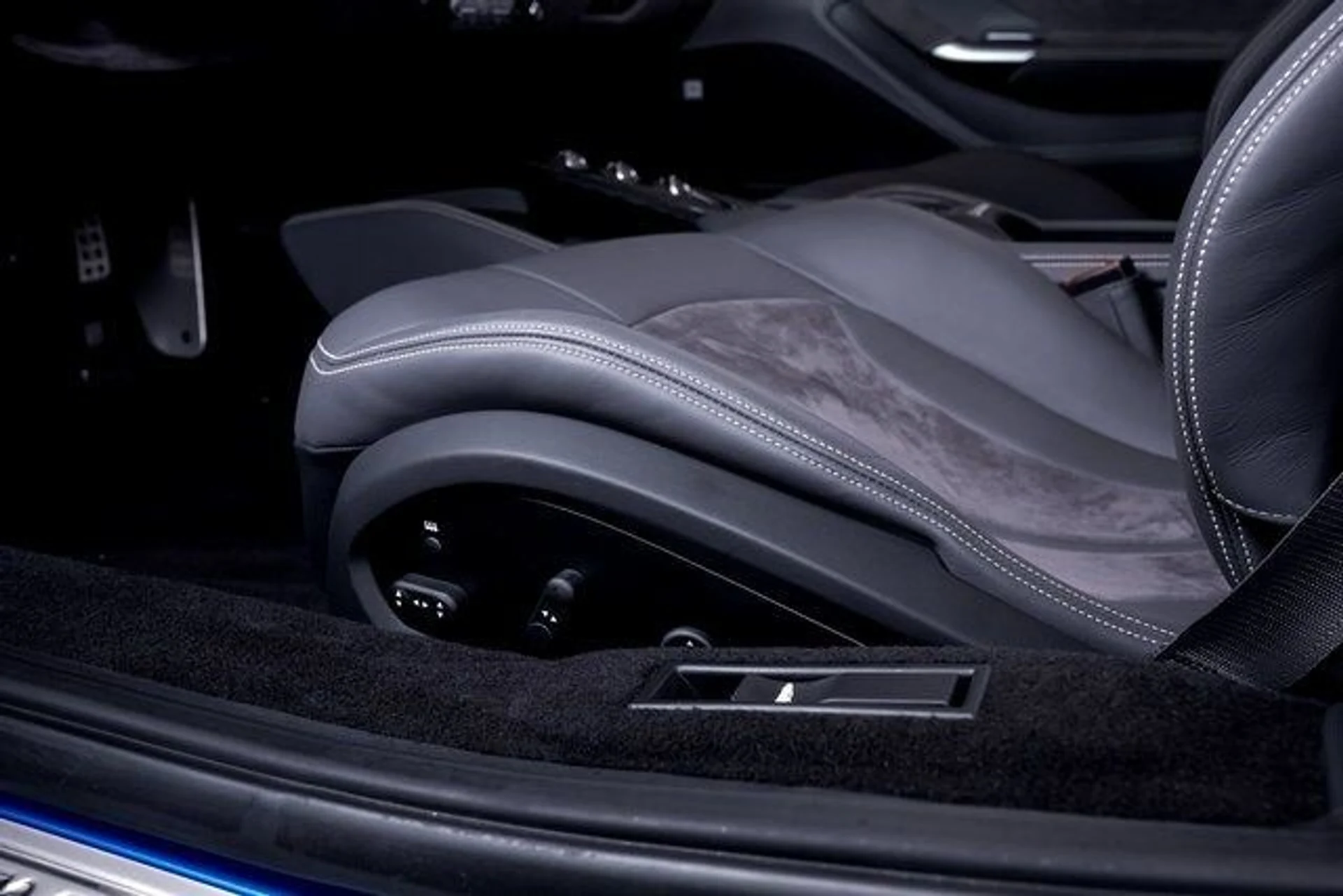 mph023_983964782_ceb465f2685a67aee5d6e605479c1697x_8e74b62c06