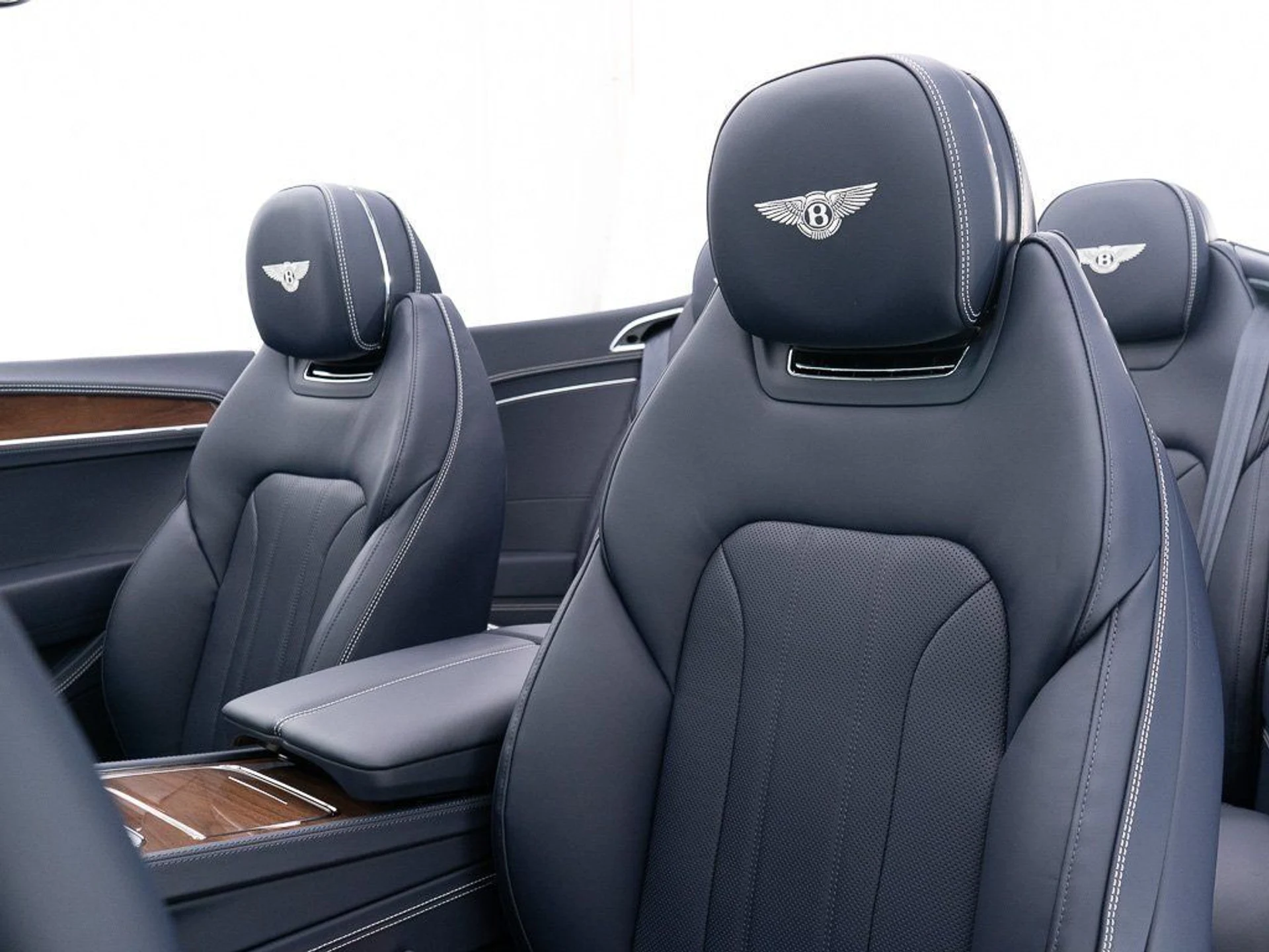 mph023_984866045_88f745c17638a7a4e9d88cb6aeee7203_77aecf8fa7