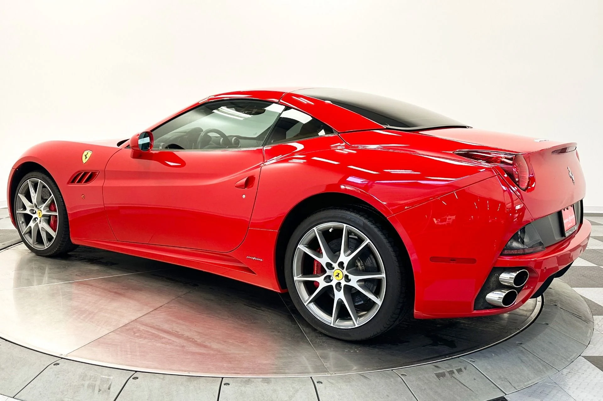 mph023_986364342_Used_2013_Ferrari_California_Daytona_Seats_Forged_Wheels_Extended_Beige_Leather_1771614841_0440d848b1