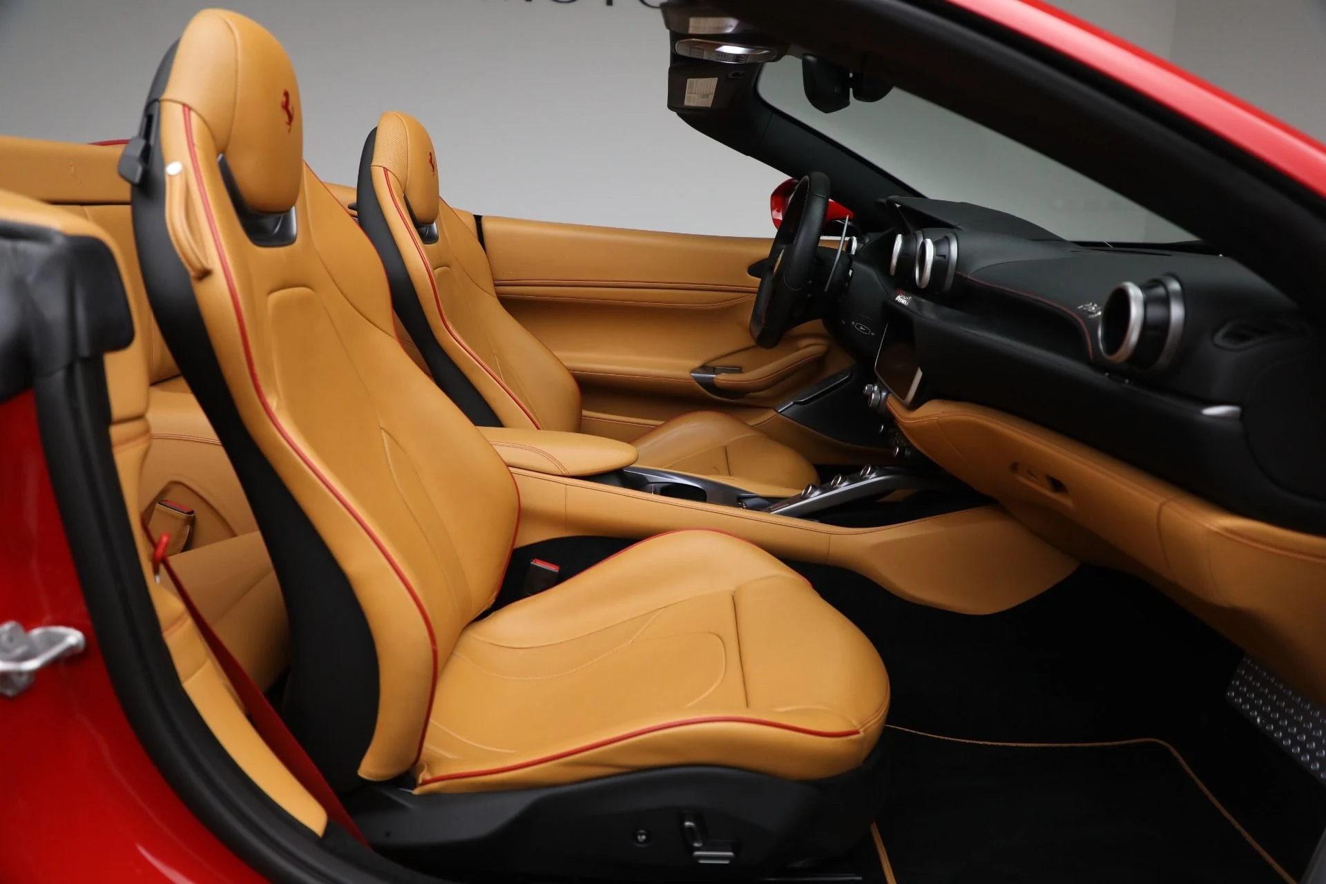 mph023_987825076_Used_2022_Ferrari_Portofino_M_04327901d0