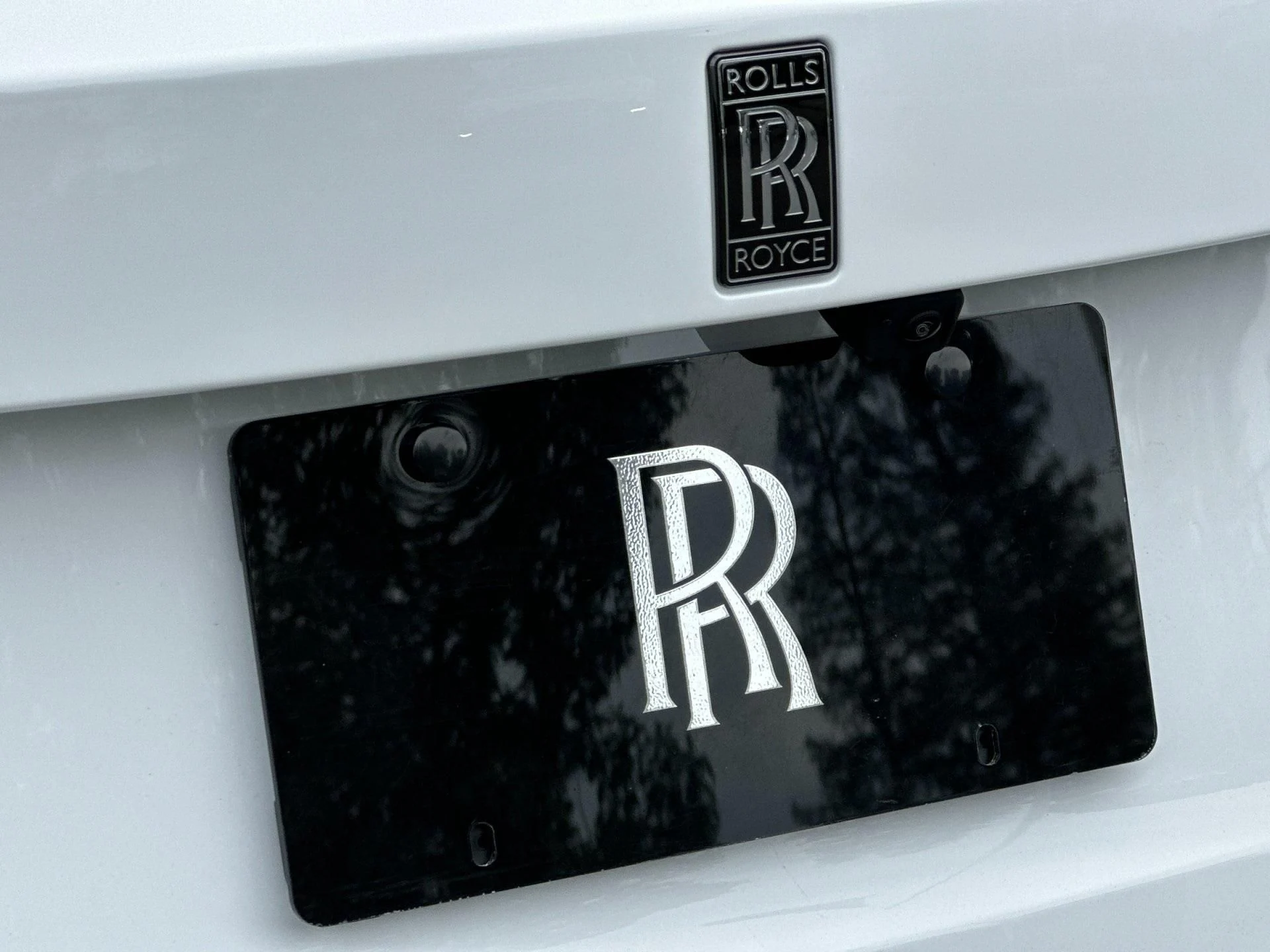 mph023_988277112_New_2025_Rolls_Royce_Black_Badge_Spectre_Black_Badge_1747423267_924b2cc3f1