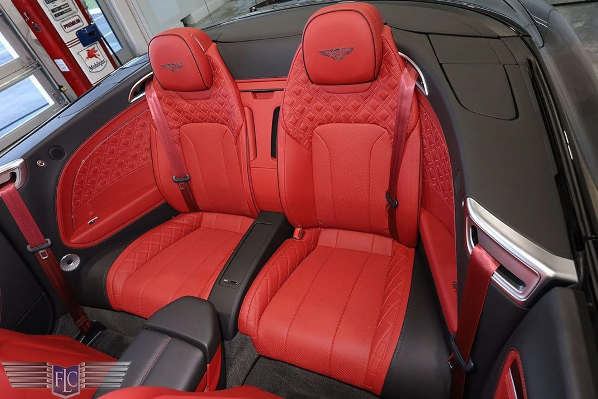 mph023_989314820_used_2022_bentley_continental_gtcv8mullinerconvertible_9689_22472853_24_1024_1760c2280a