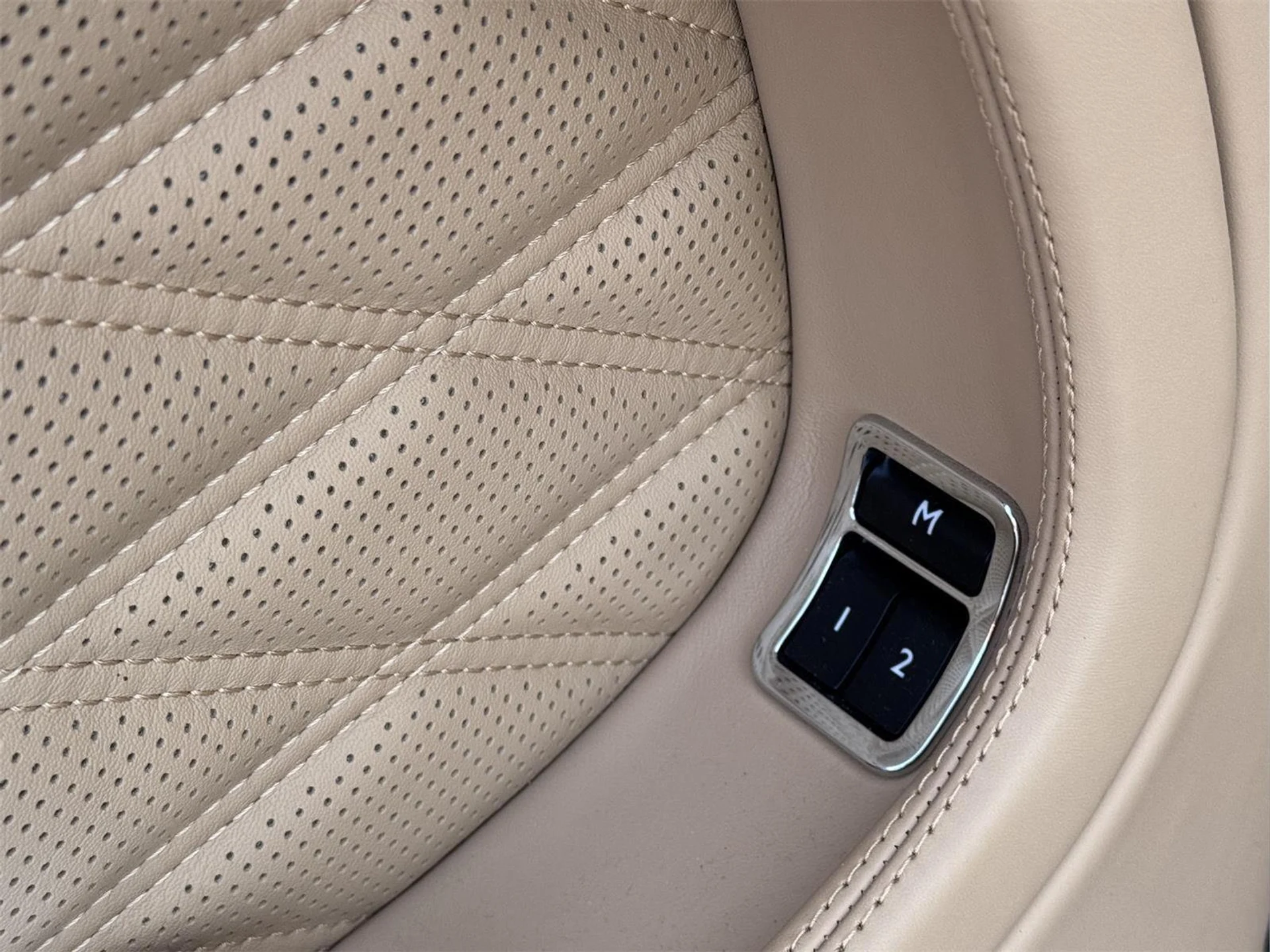 mph023_990739307_2800f13c0aeb4b839d5f945b6f985ece_8ef1679e58