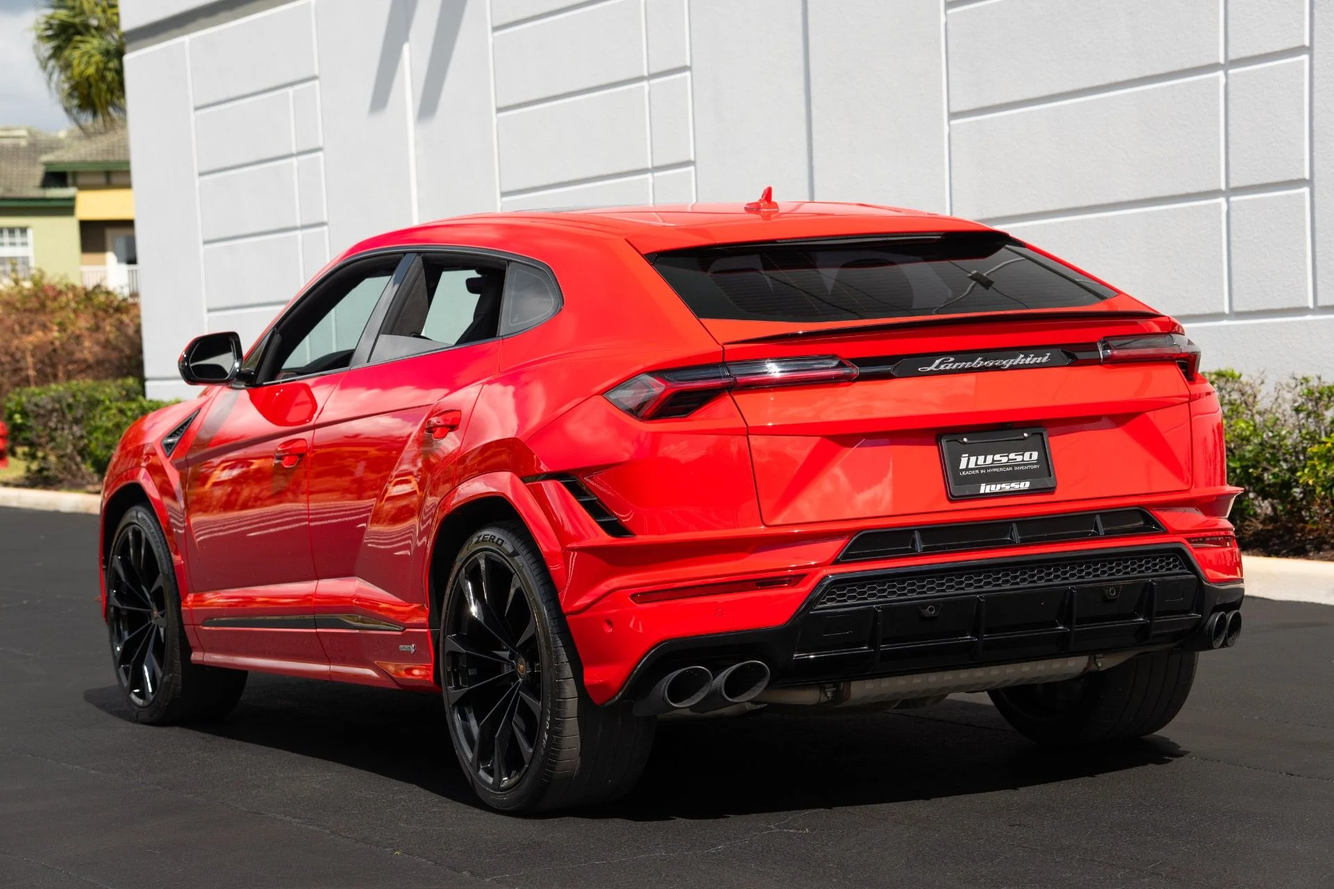 mph023_992009974_Used_2023_Lamborghini_Urus_S_1771018679_9ded613e93