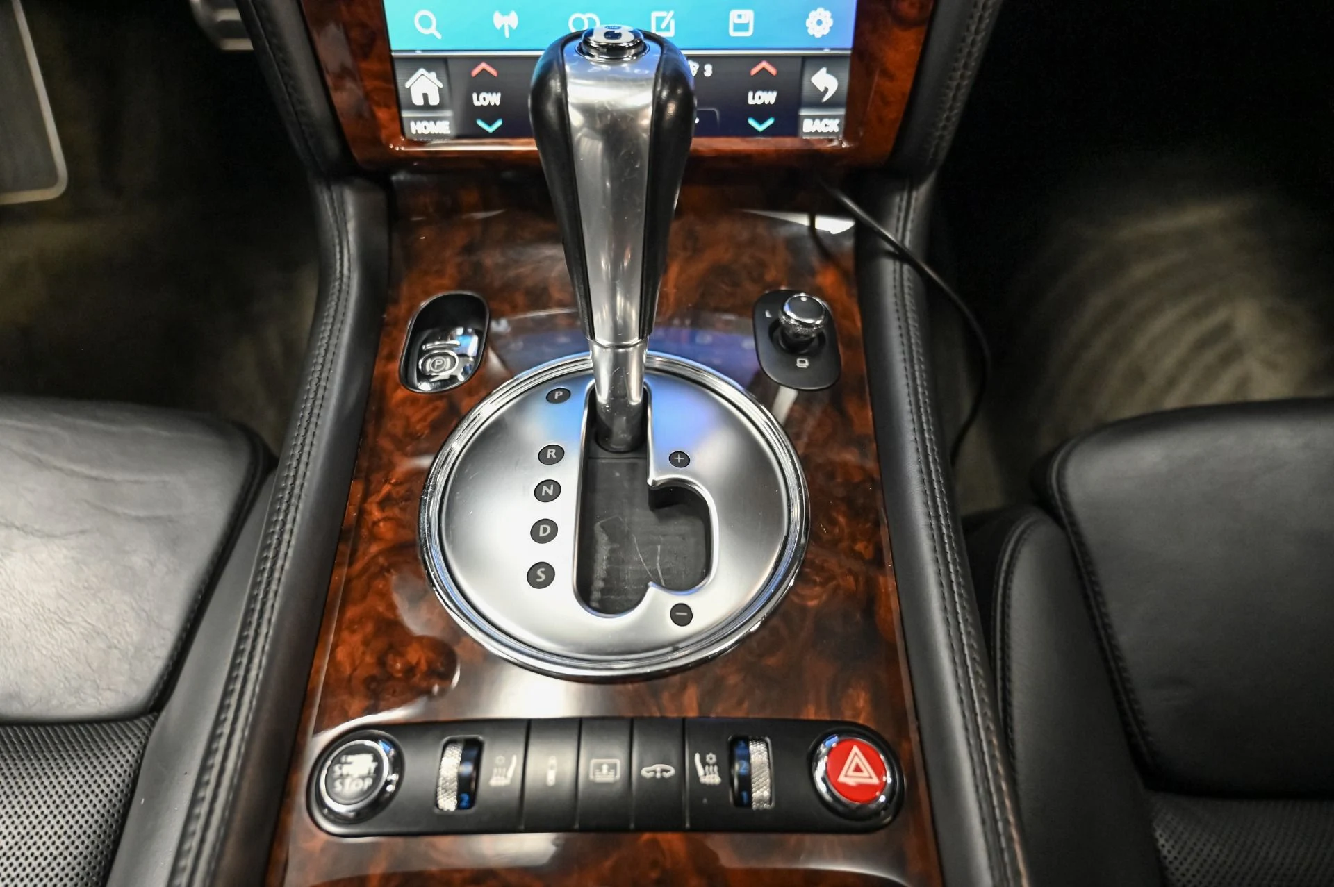 mph023_994324542_Used_2006_Bentley_Continental_Flying_Spur_1753818843_f2d888ad85