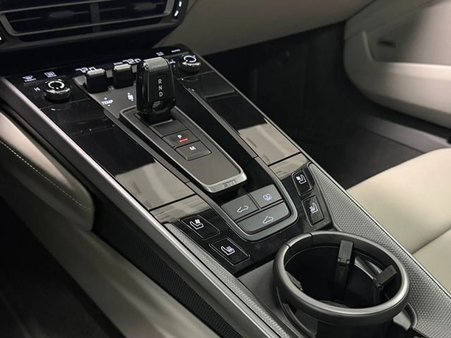 mph024_1009238273_6671b8ae957e44b9d559fad7a792388a_de684a72e1