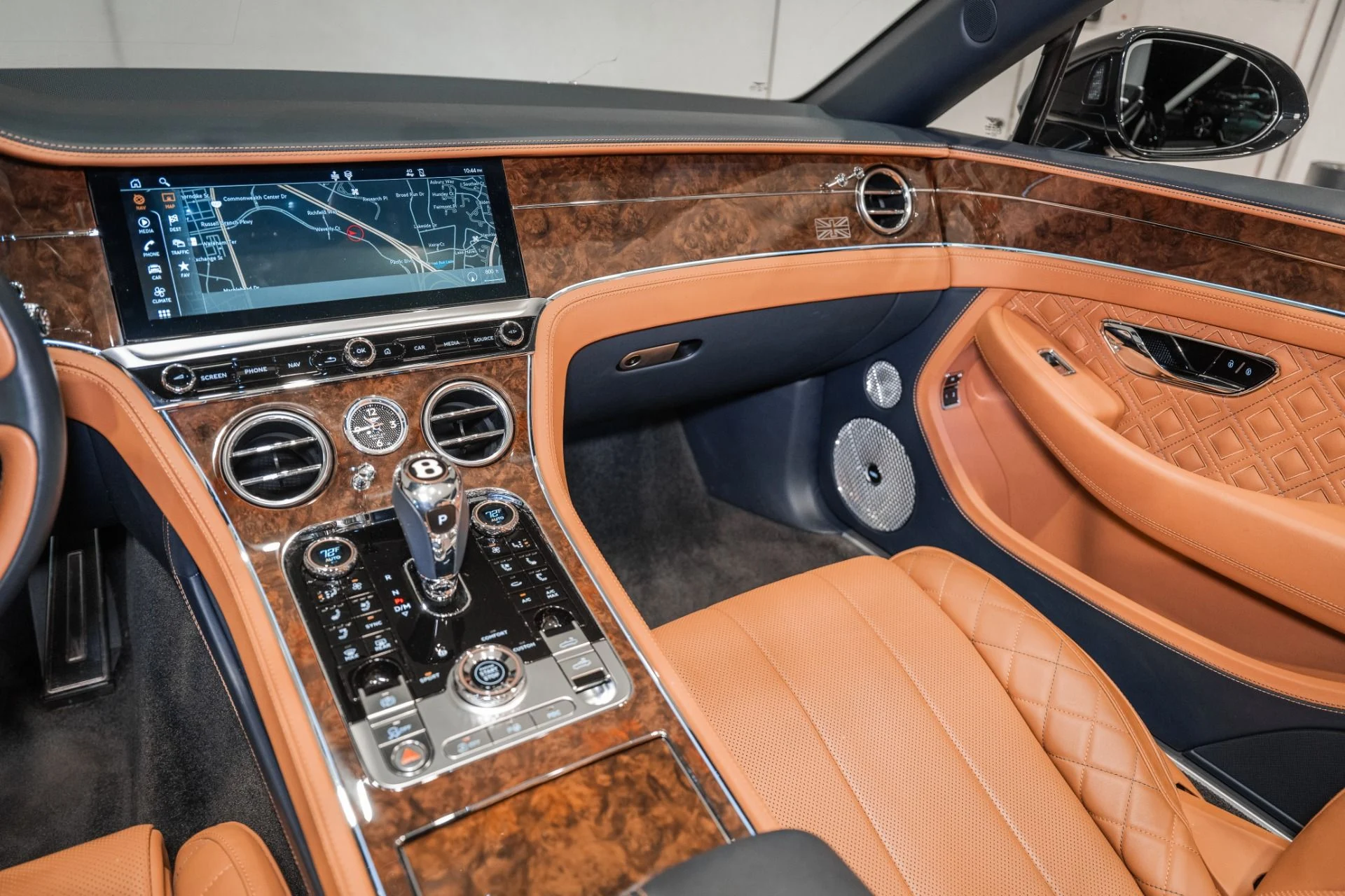 mph024_1016811452_Used_2020_Bentley_CONTINENTAL_GTC_V8_1792249789_ffe7a6d73e