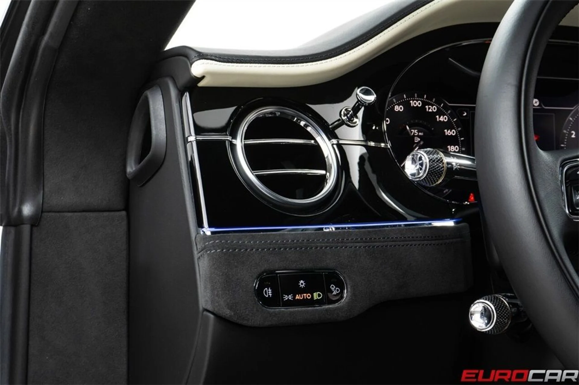 mph024_1020474628_image_25_764cd3d7ed