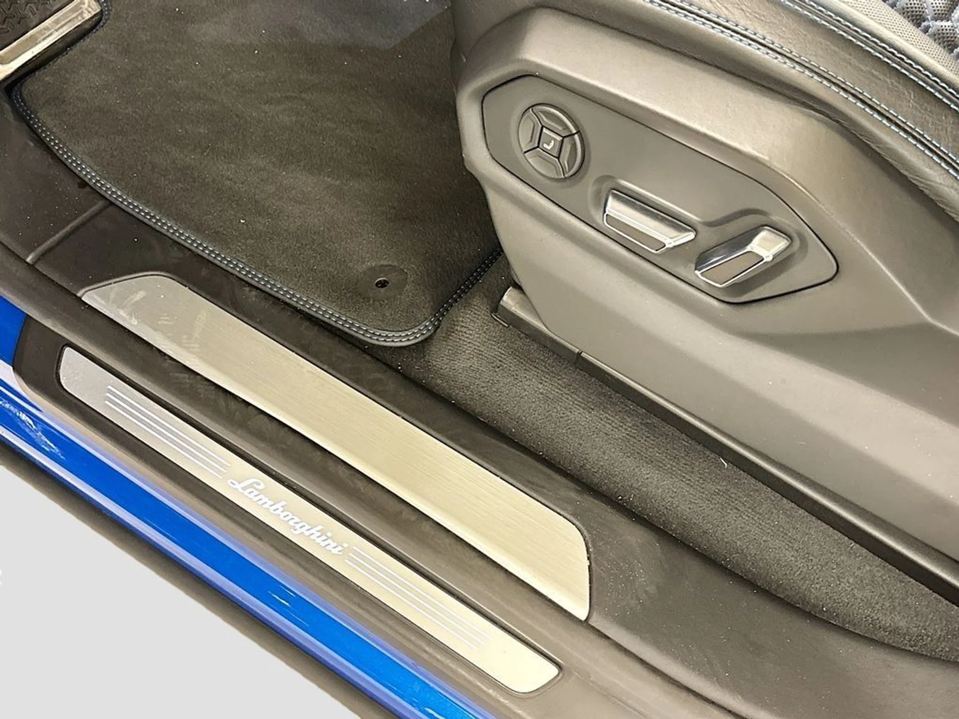 mph024_1024270533_f3682d087b5cb786c33407b8903fb048_d522910bda