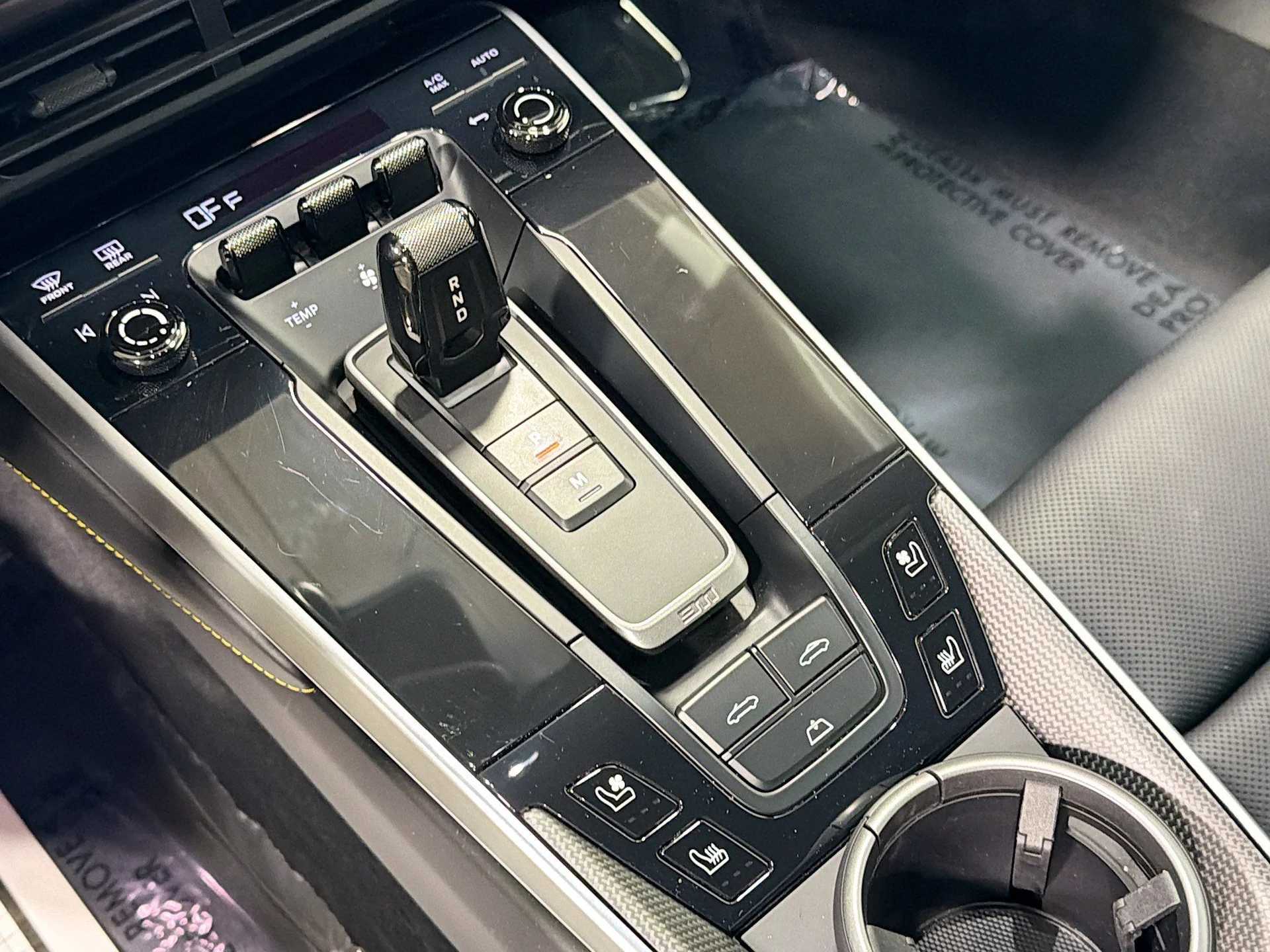 mph024_1025951875_b40e65bc654093dd2e3b0db9e6cea1d7_cc00f917bb