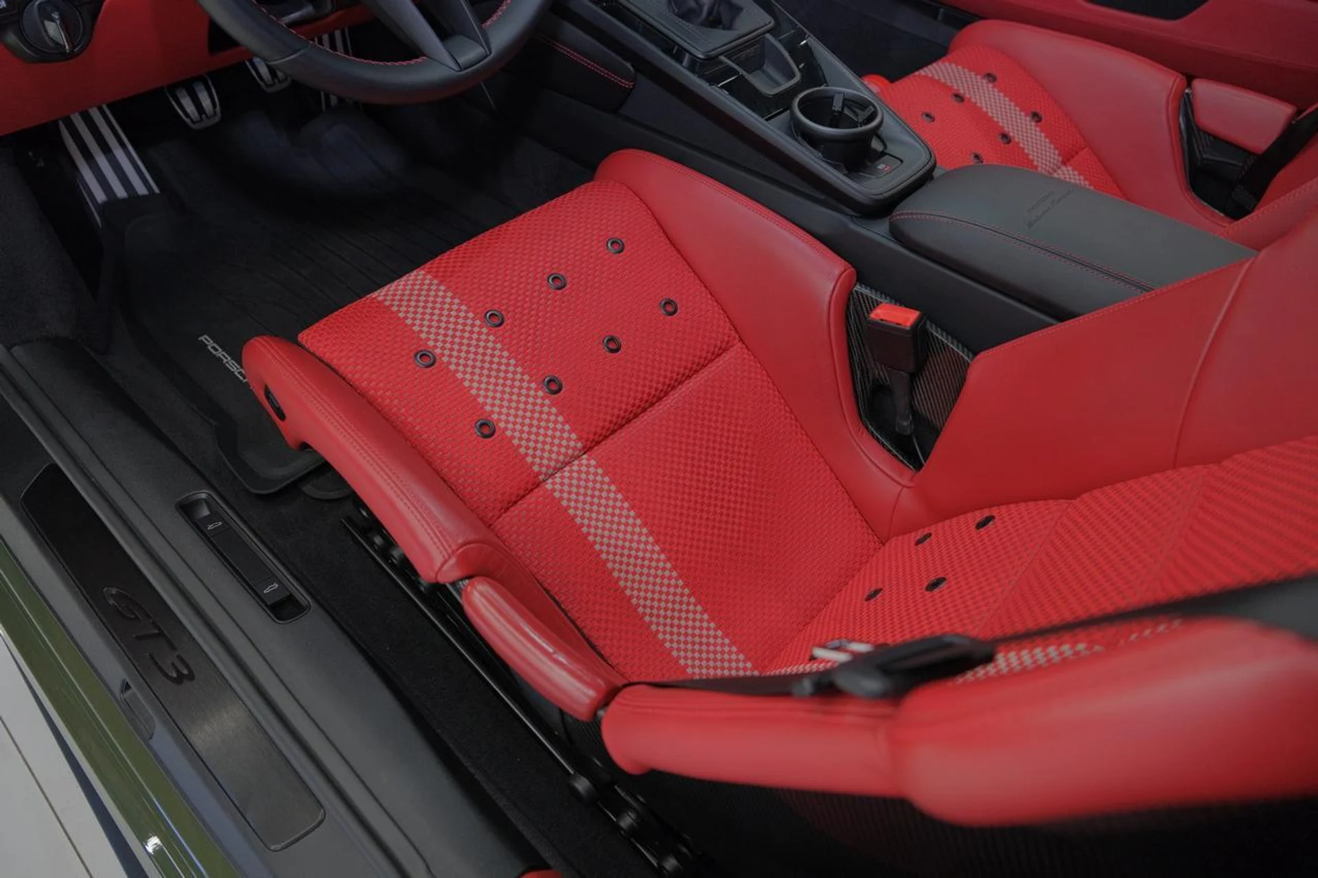 mph024_1031006374_b175e772c283950b78c4c4d657c7d1ed_dafa7d598c