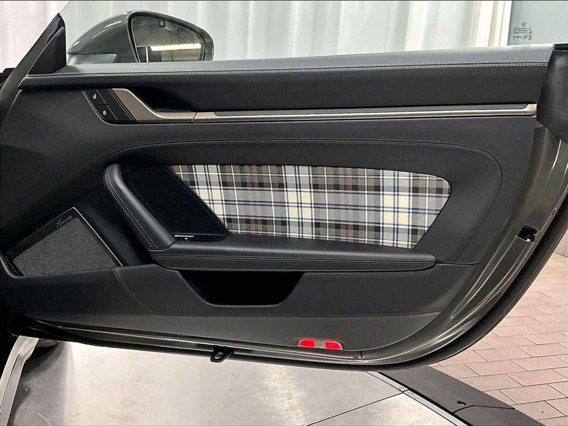 mph024_1035809875_xs_G_Pa_PRR_EDB_1_Y_Phbi_VSR_6_Y0o_N0_d0ccf6bd54