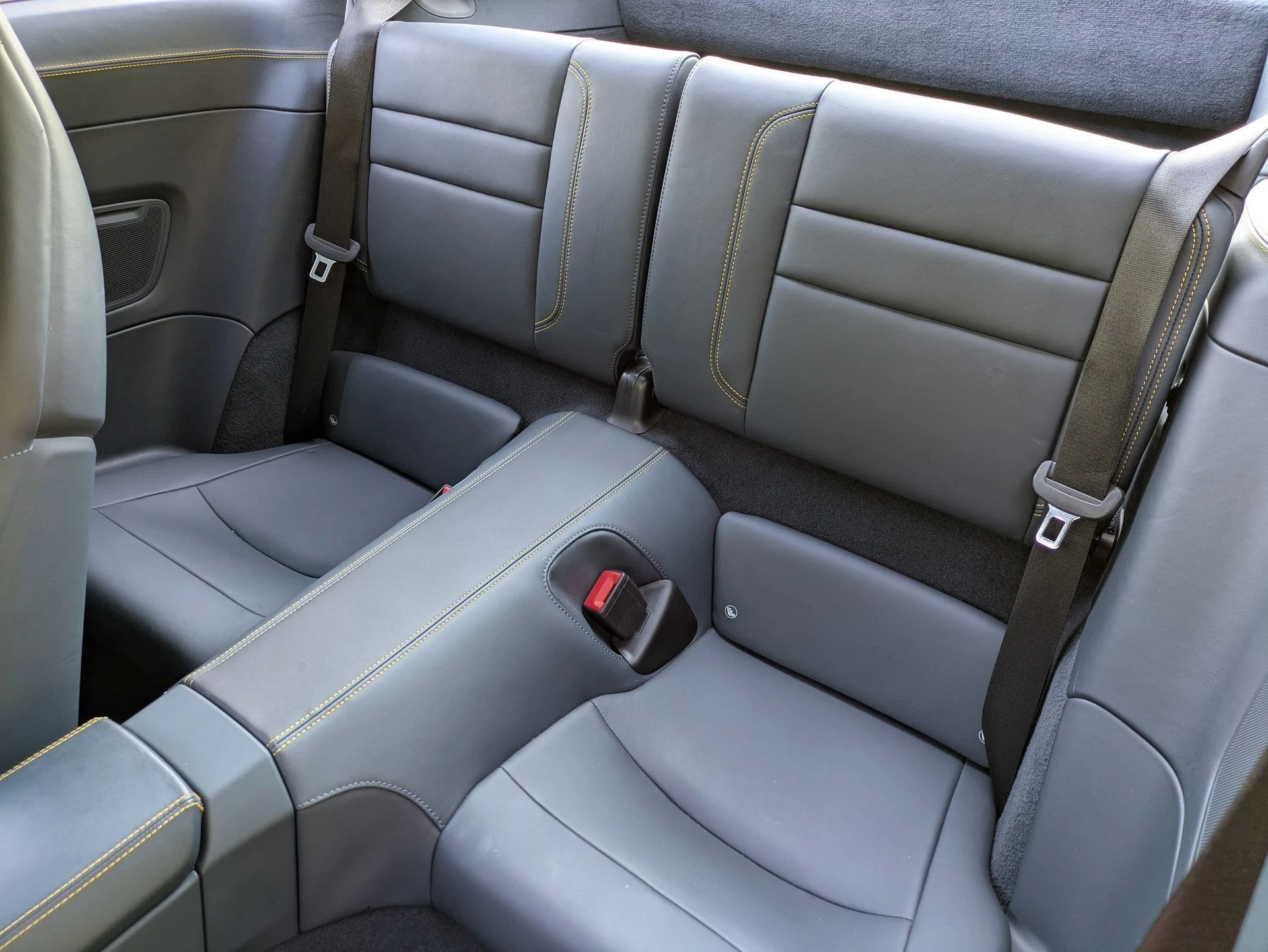 mph024_1036161611_d350379f00f80676fd8ba2103ea6e22cx_2b8e887226