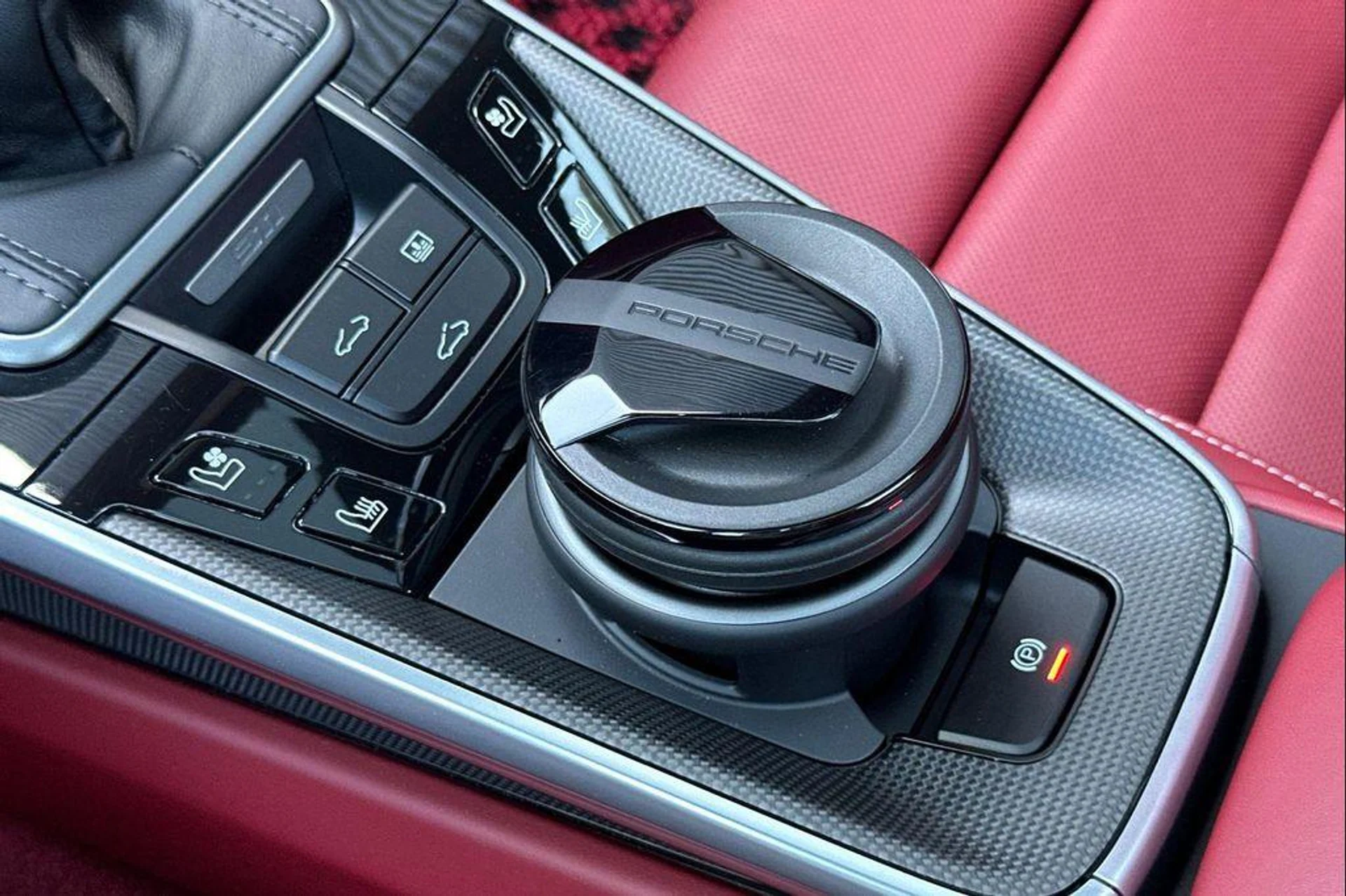 mph024_1039642583_Dz_F54siw_Uwzedo_KO_rs_WD_Buv_Os_6026392ed4