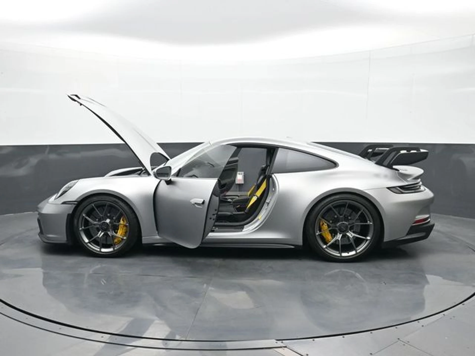 mph024_1039727286_fc991e4c27d425b4c6b1addc9beb73a6x_331b84a703