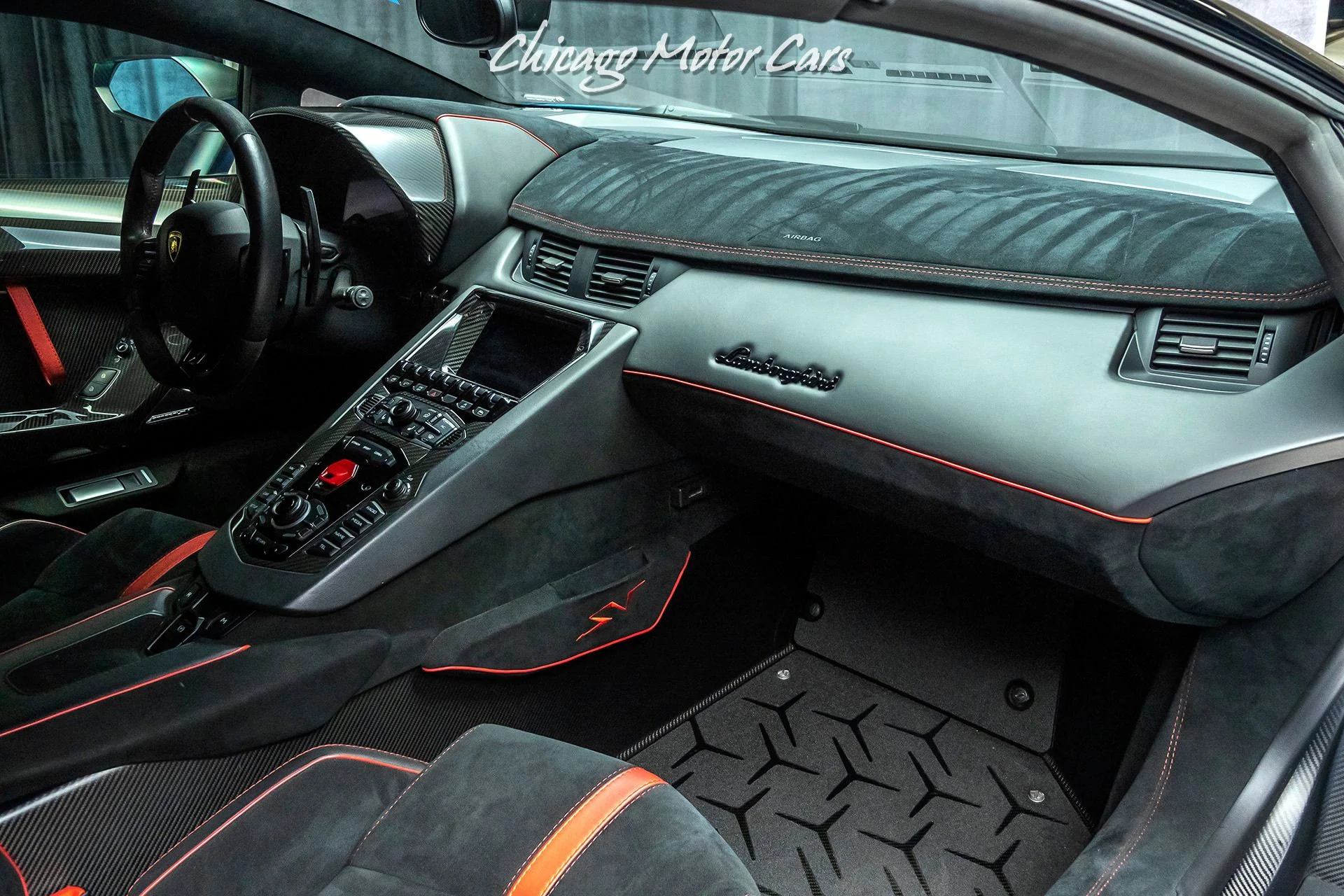 mph024_104228803_7478_p25_l_3521118c4c