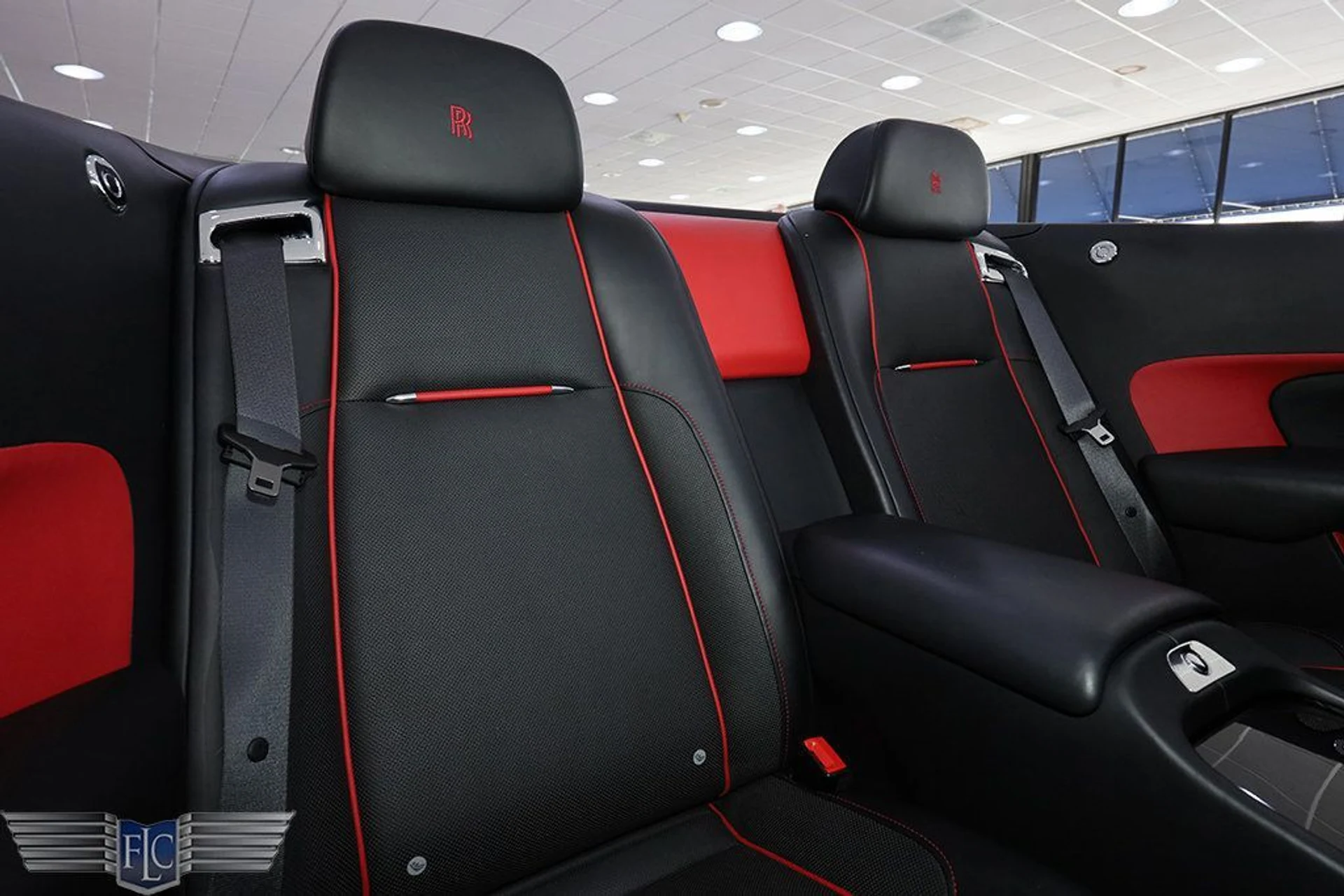 mph024_1050472525_used_2021_rolls_royce_dawn_convertible_6305_23016597_25_1024_18e1ade3eb