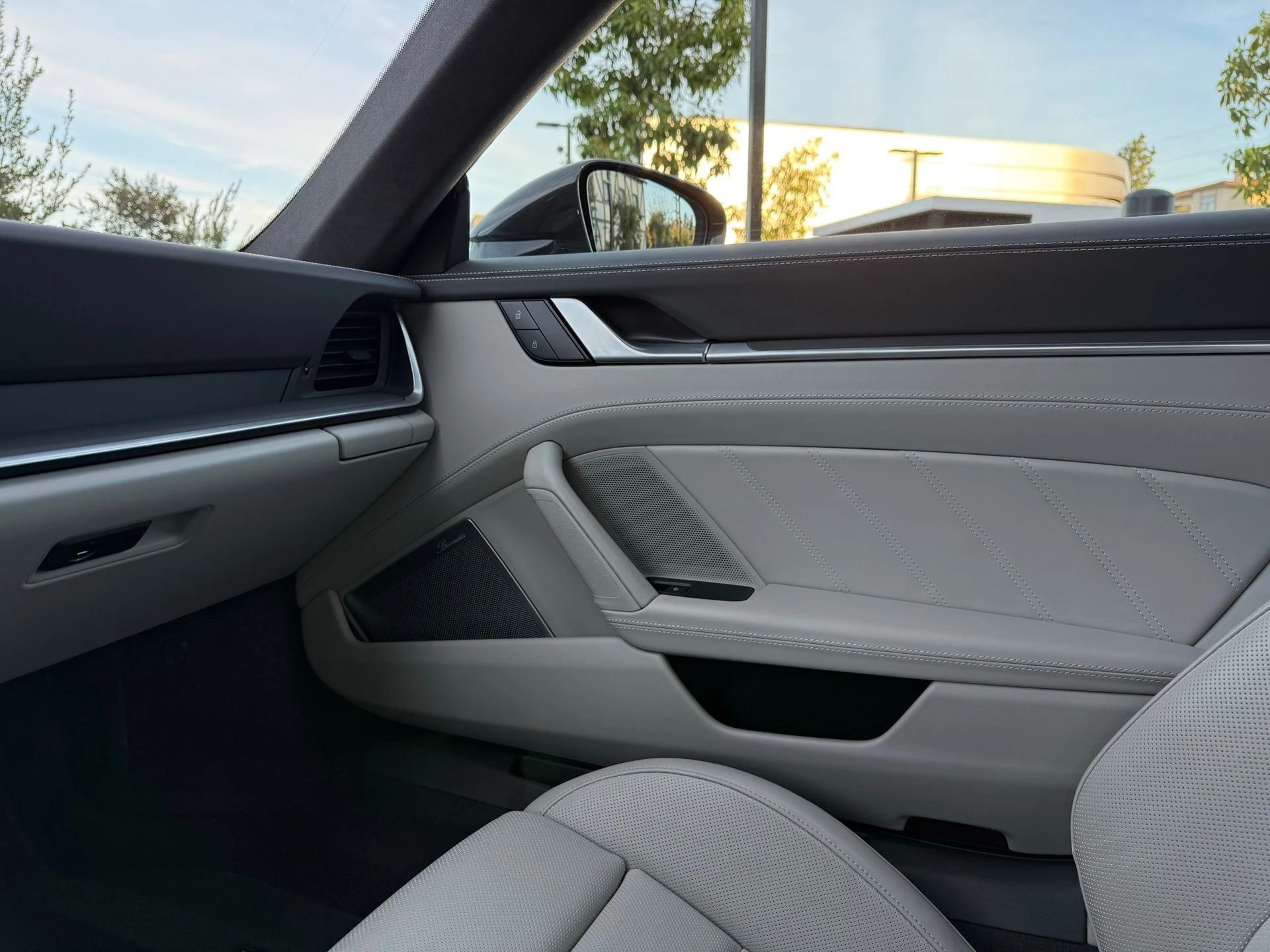 mph024_1056399339_d83acb671eaacacb2b6465c88f399a76_617cd8640f