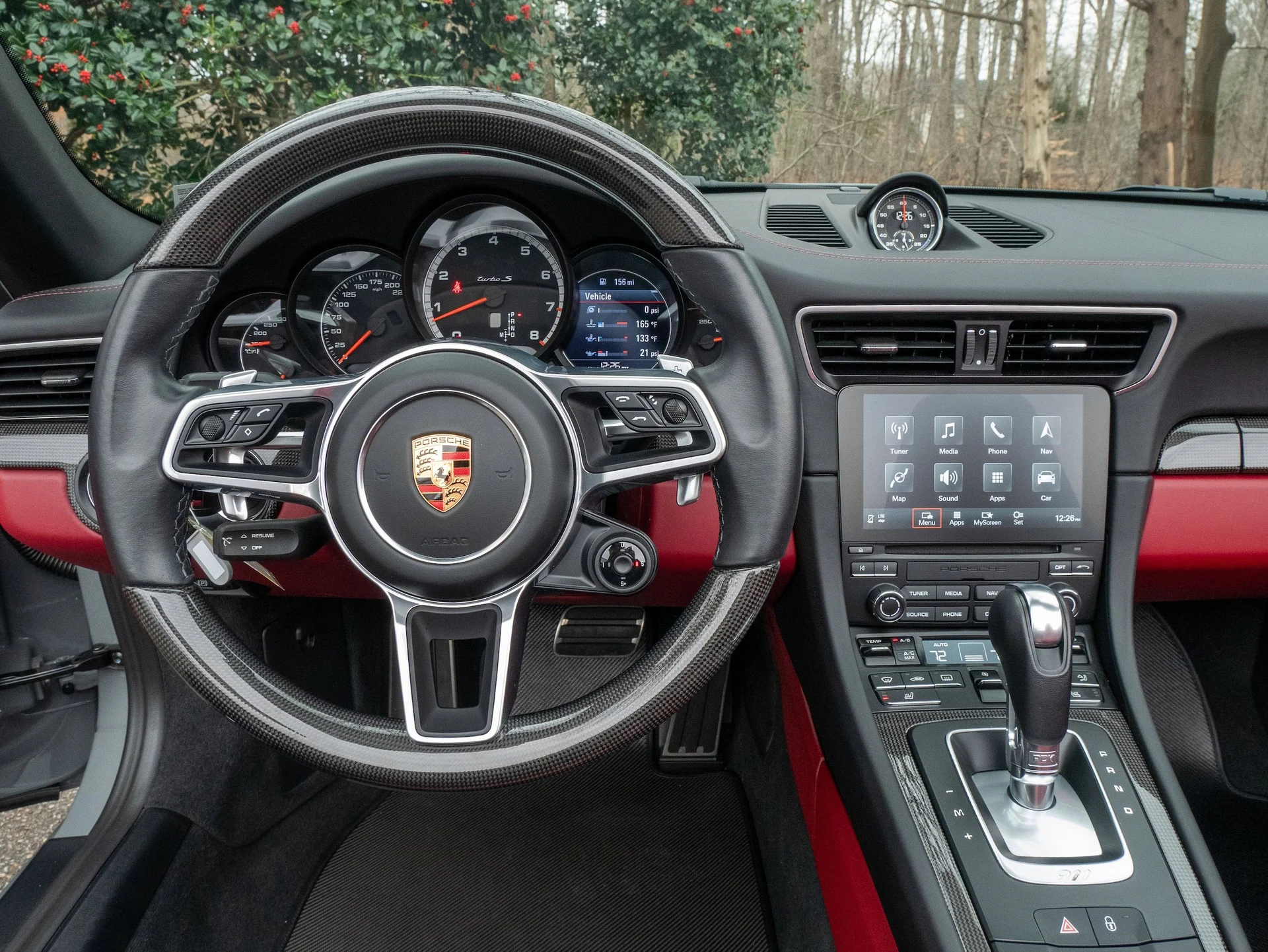 mph024_1057825169_2725c2f49caf61be16f71f7af4389f3ex_56fa9341c9