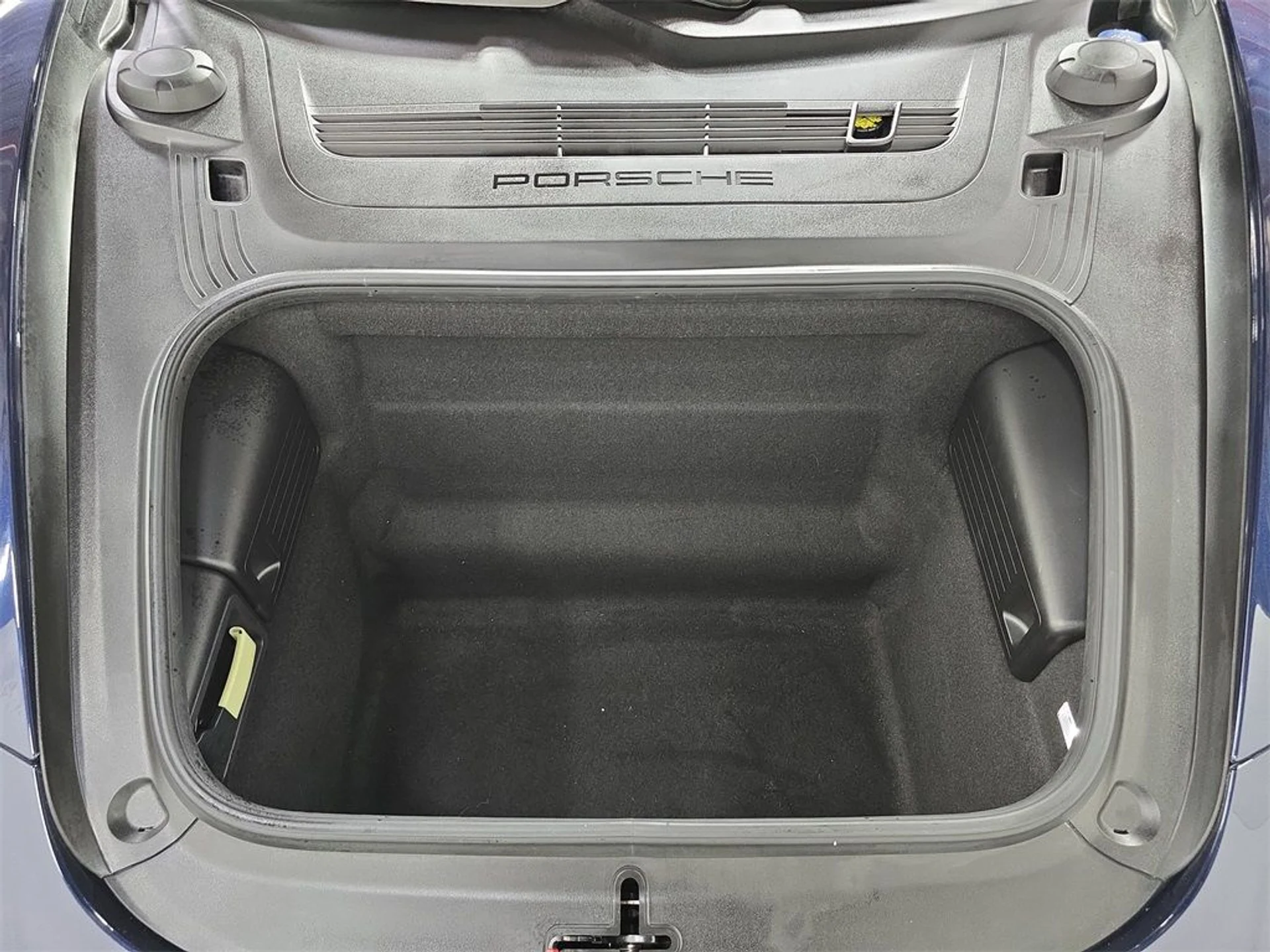 mph024_1060412840_e886d35f22ee823eb81bd6e1398f8db7_3ced1422e7