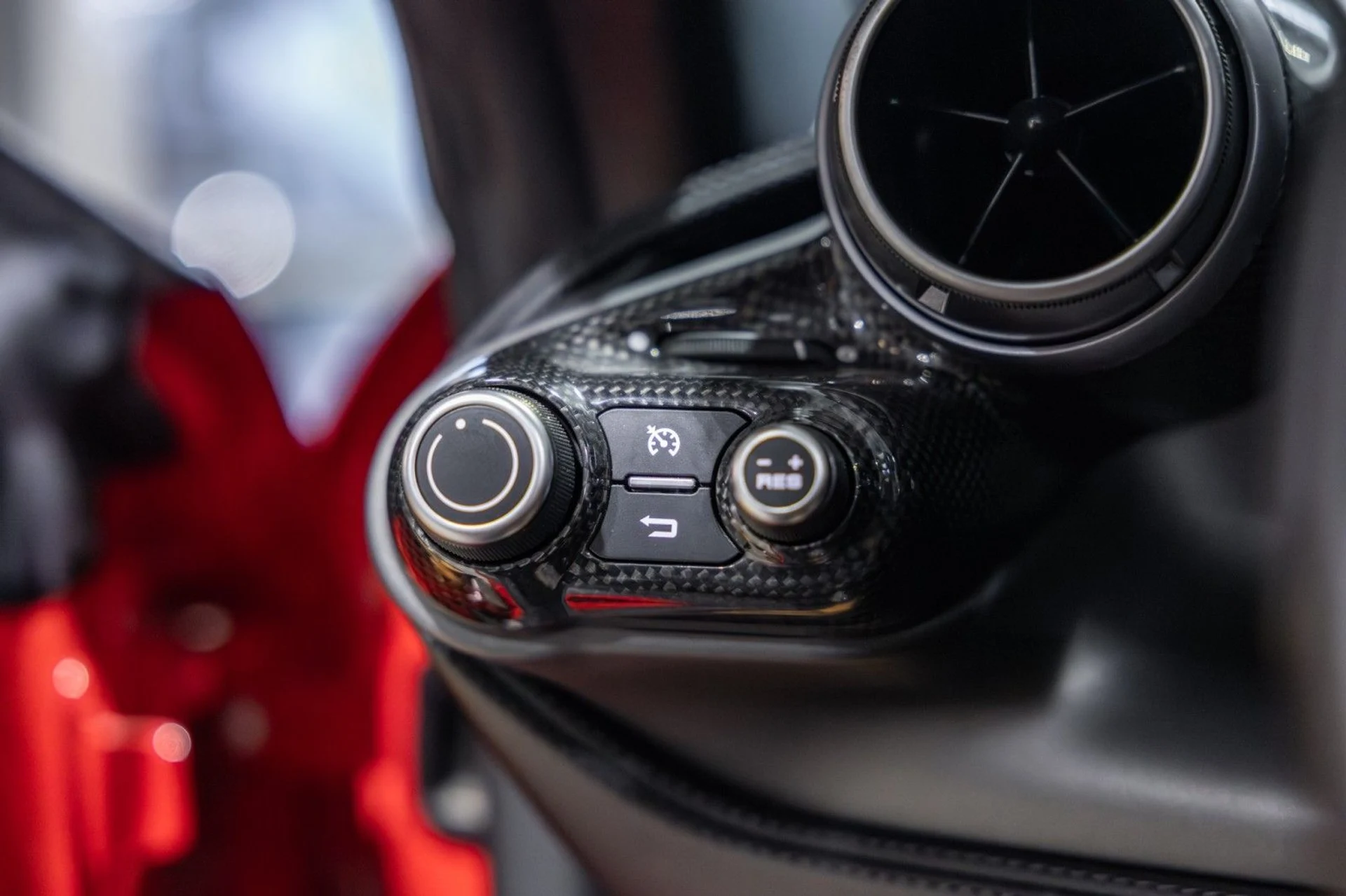 mph024_1061928599_HQ_36f5201b4a