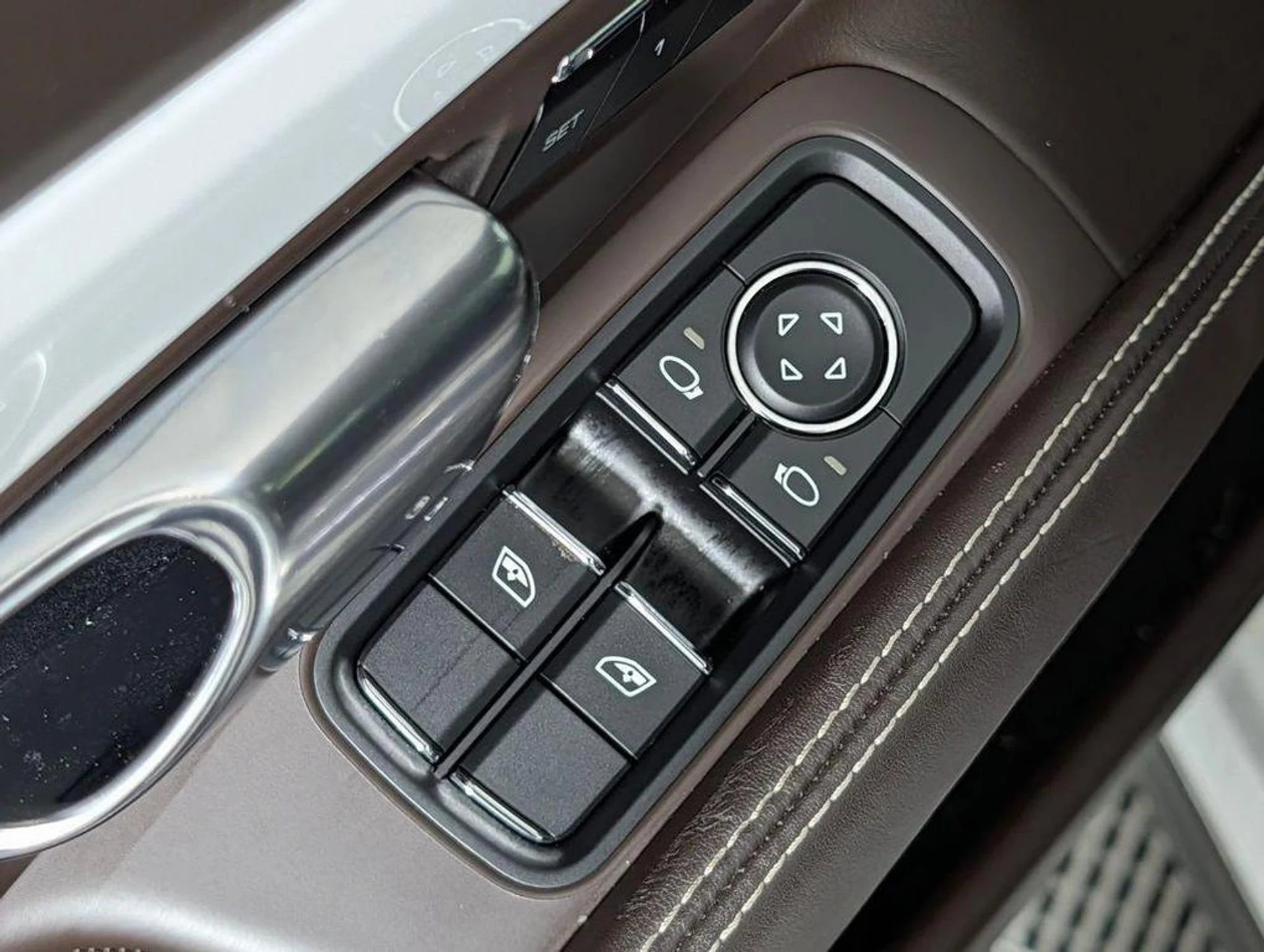 mph024_1068732161_I2gd_Pb_Z3_T_nq_Sb_S_Qc_ST_Cxg69h_K4_406f3053b3