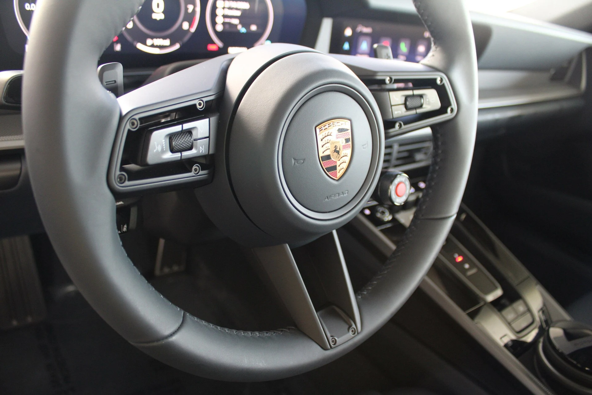 mph024_1071124690_cd064cec201696b55f6663f218431eeax_7a9ffc93ee