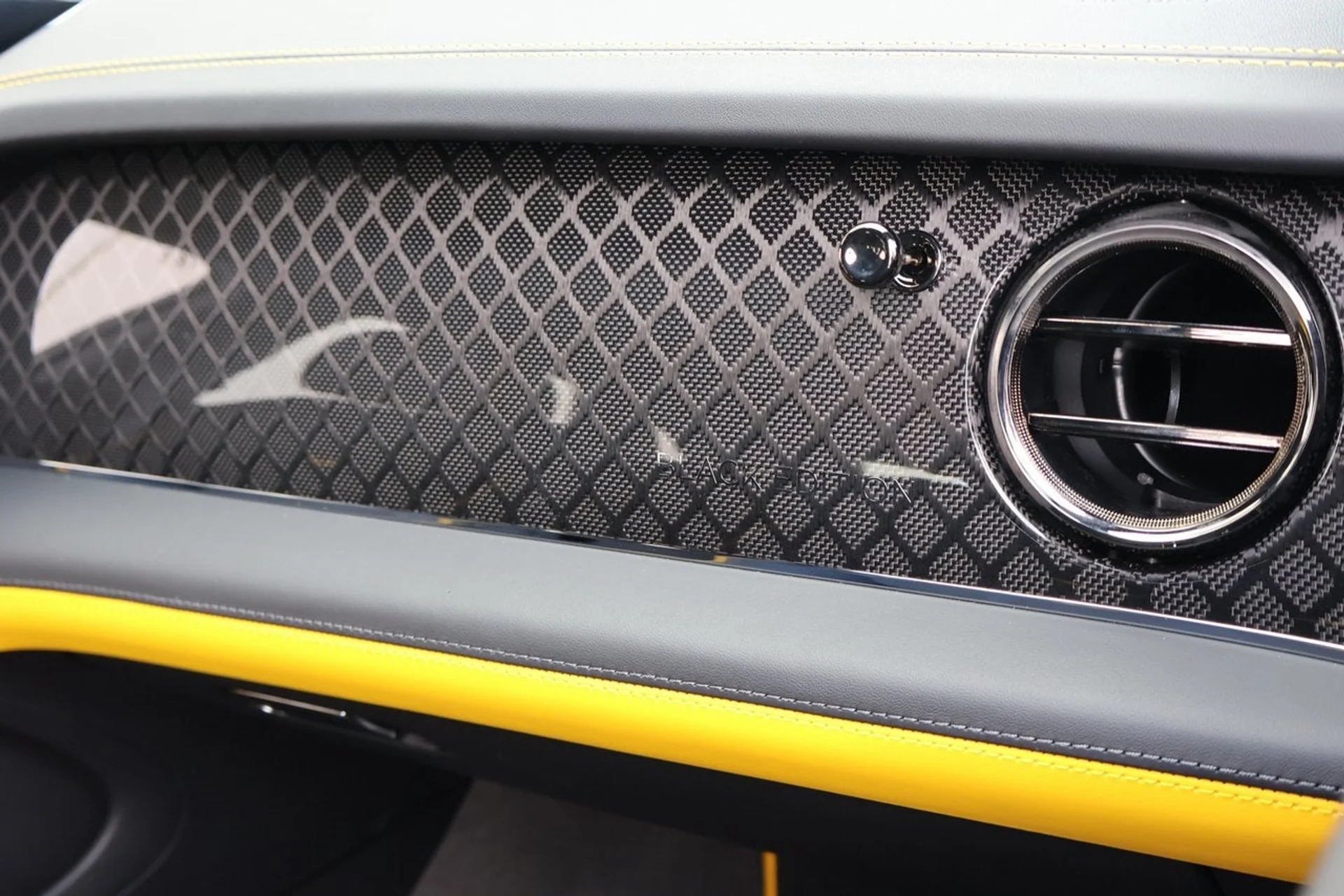 mph024_1073847143_25_d2e09e5e4b